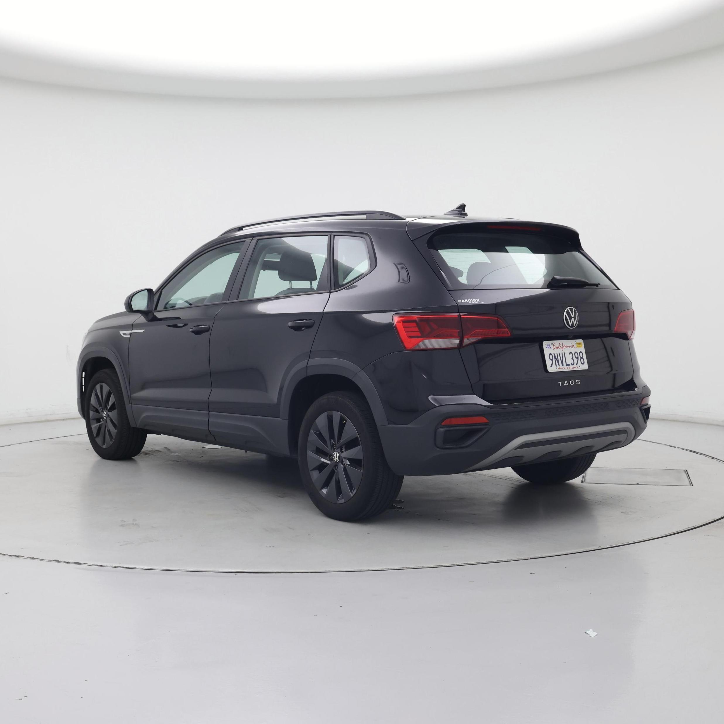 Thumbnail: 2022 Volkswagen Taos - 2
