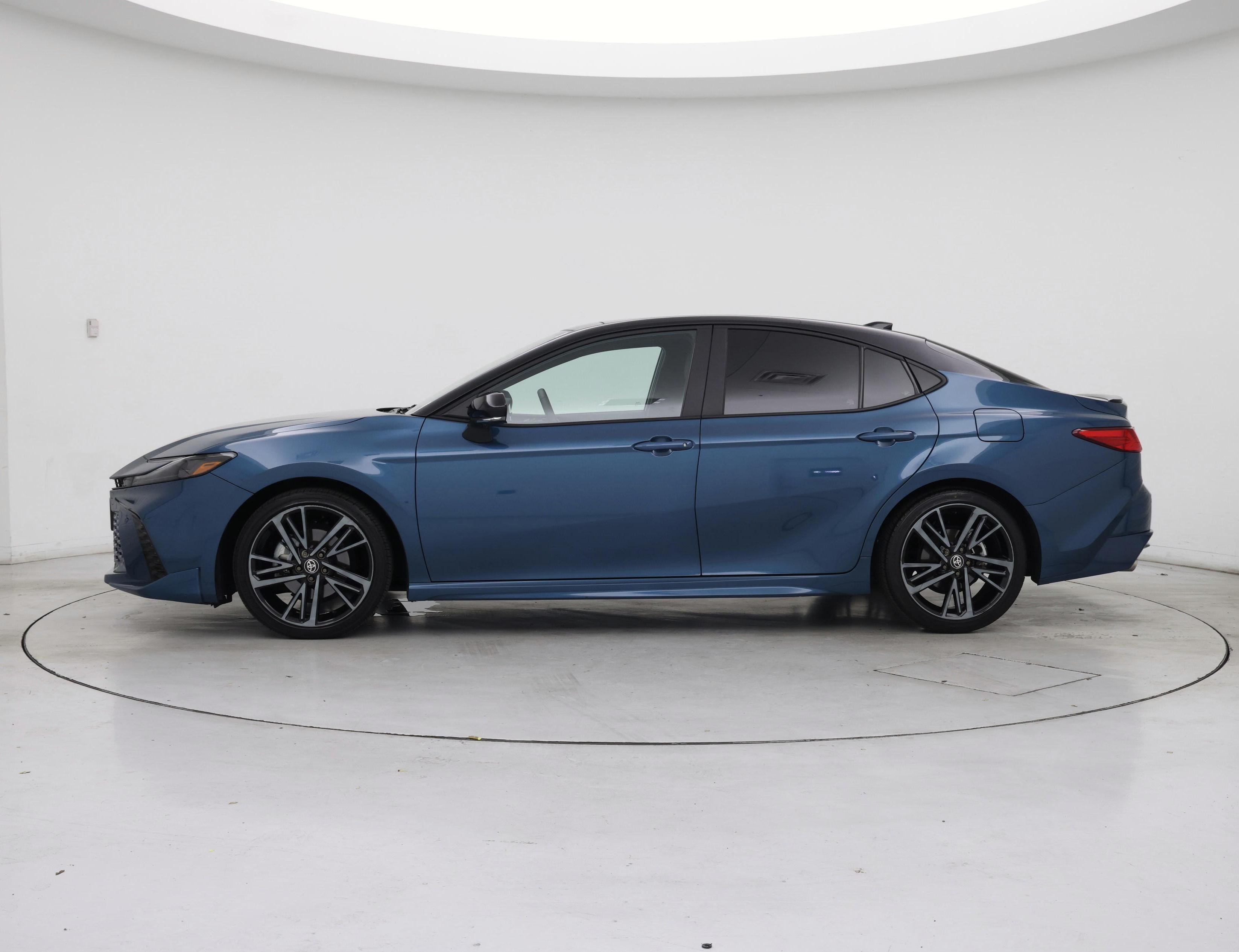 Thumbnail: 2025 Toyota Camry - 3