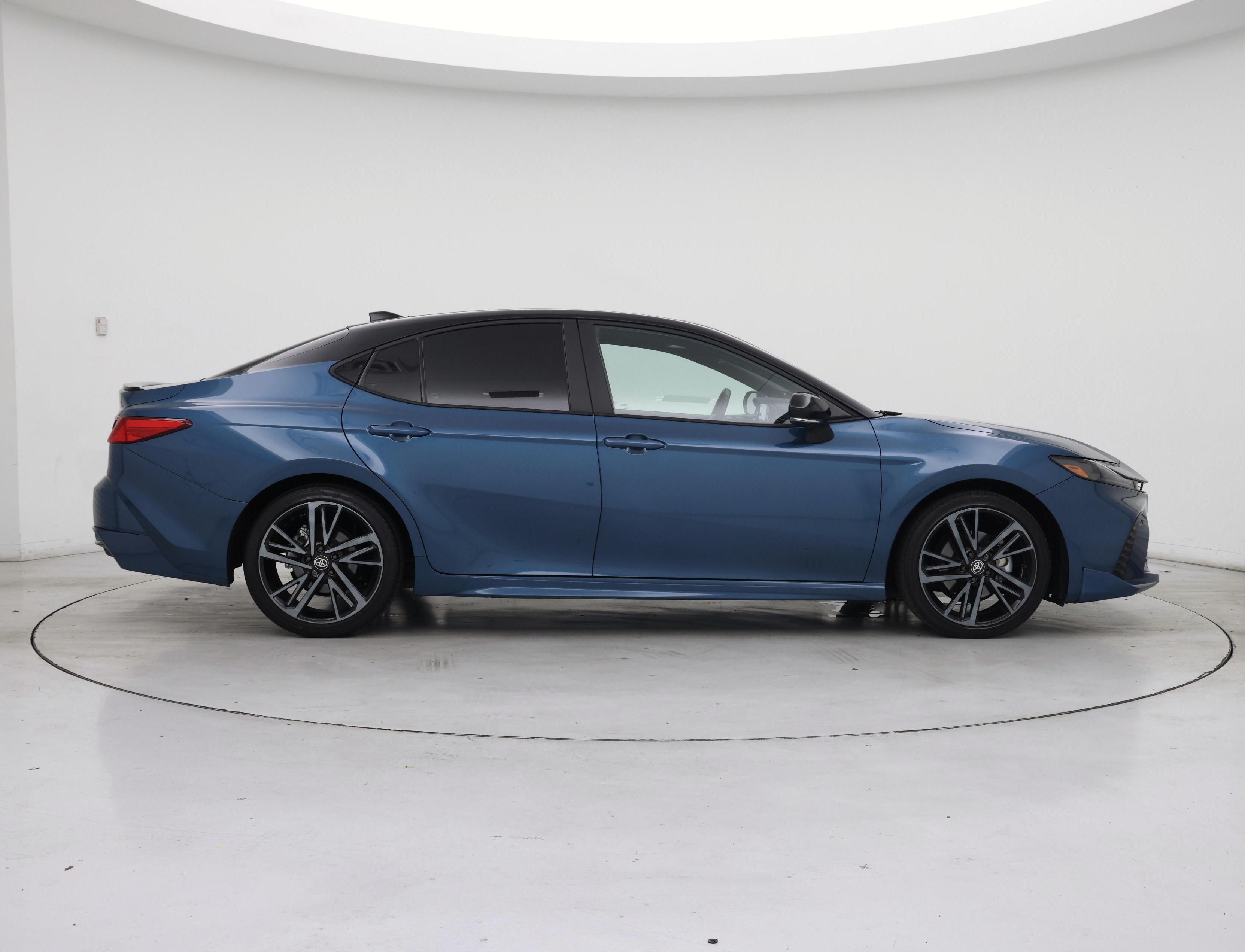 Thumbnail: 2025 Toyota Camry - 7