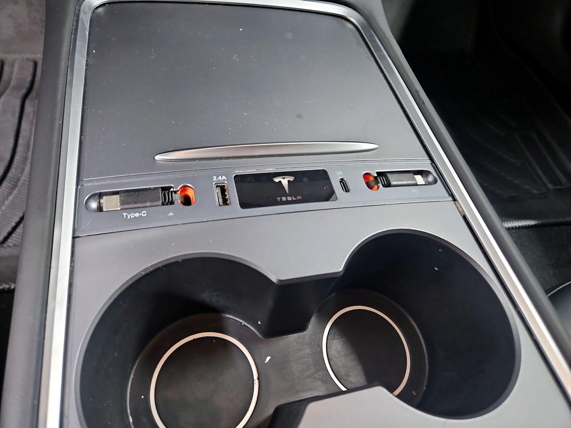 Thumbnail: 2023 Tesla Model 3 - 18