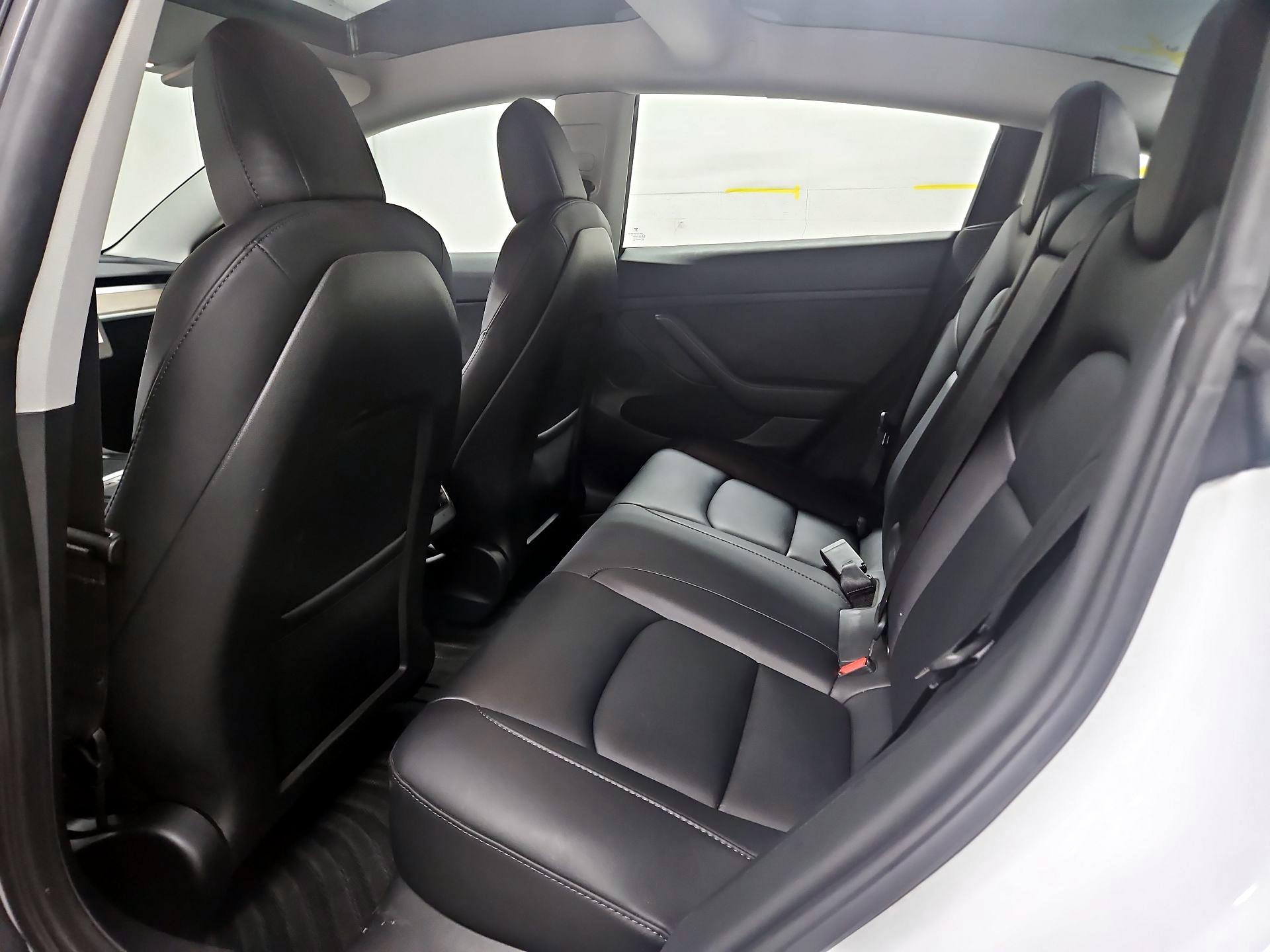 Thumbnail: 2023 Tesla Model 3 - 20