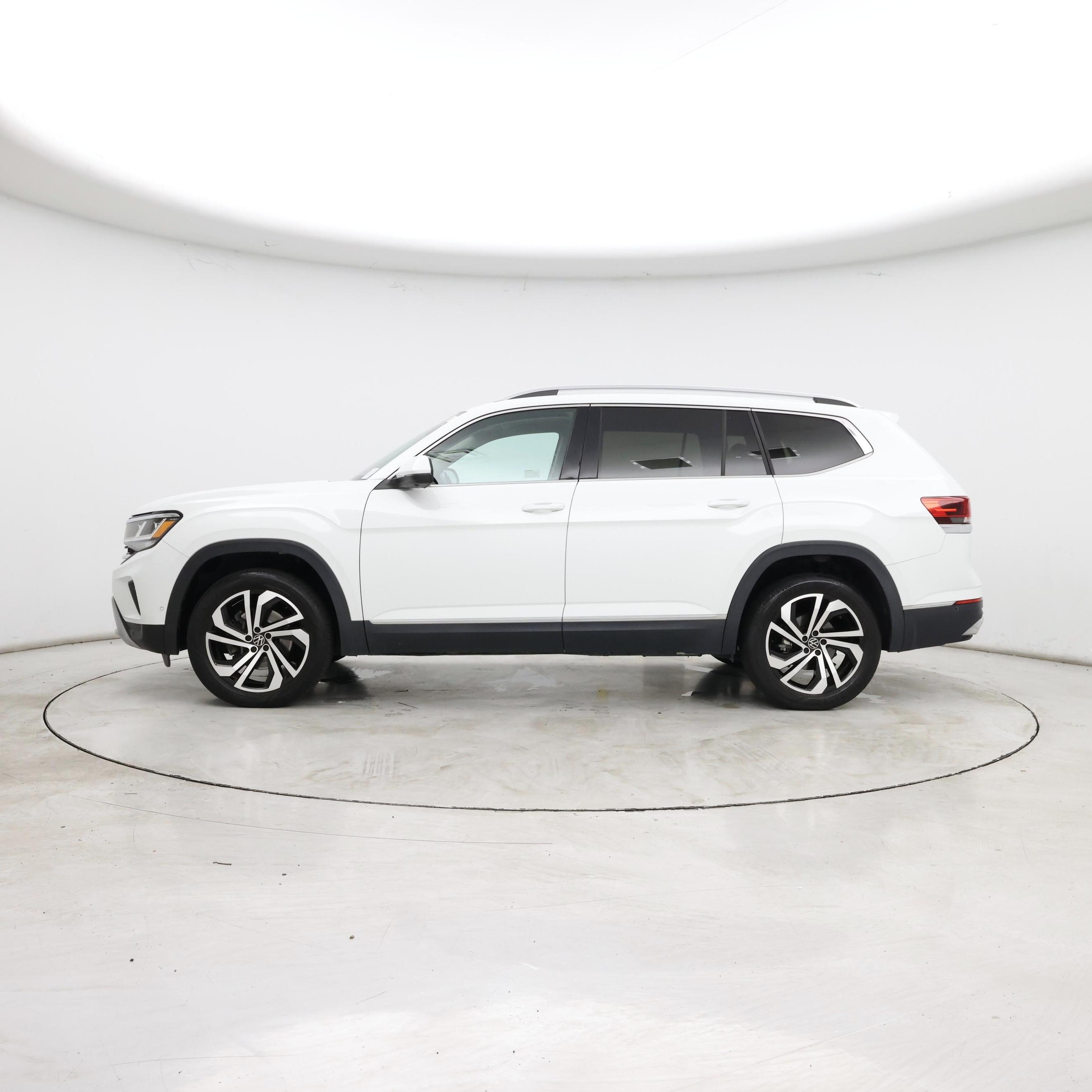 Thumbnail: 2021 Volkswagen Atlas - 3