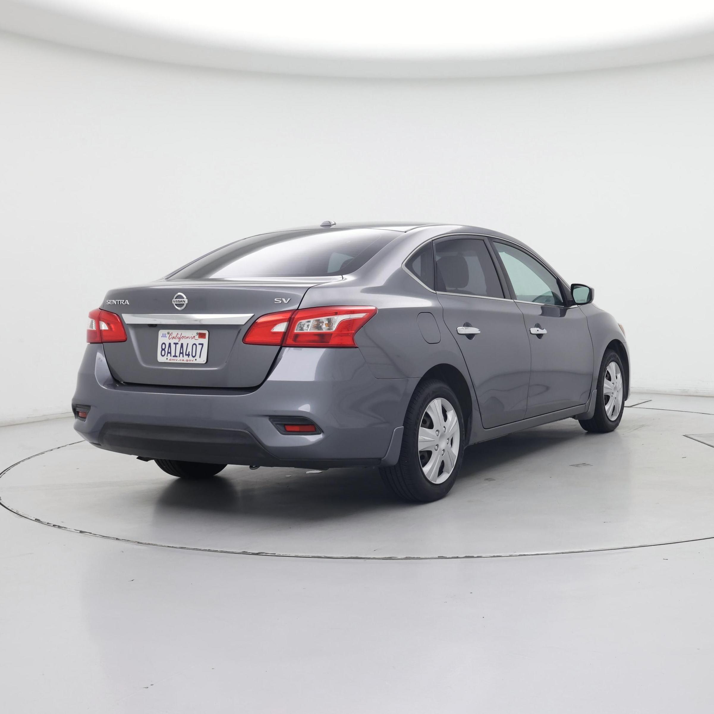 Thumbnail: 2017 Nissan Sentra - 8