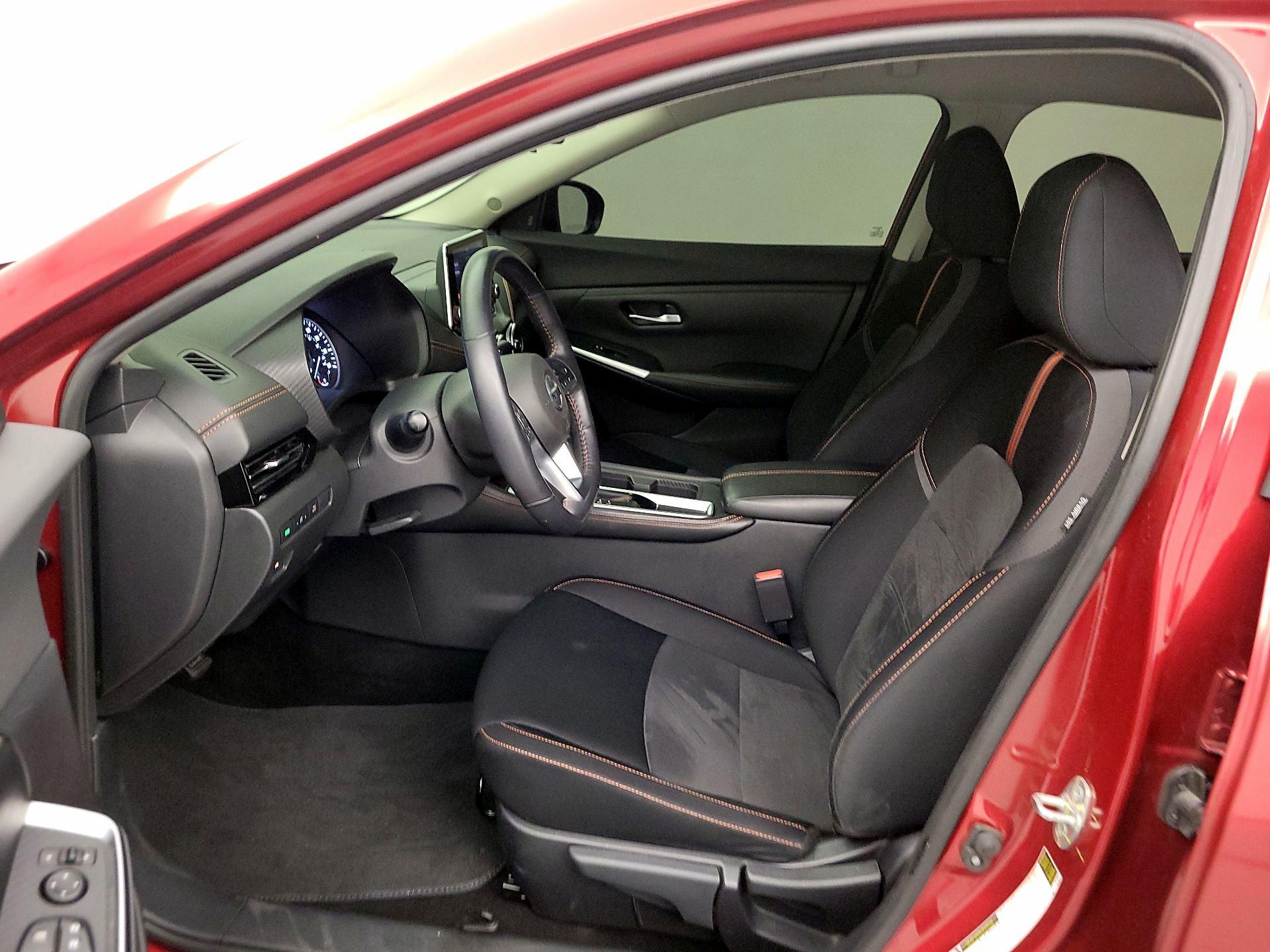 Thumbnail: 2021 Nissan Sentra - 11