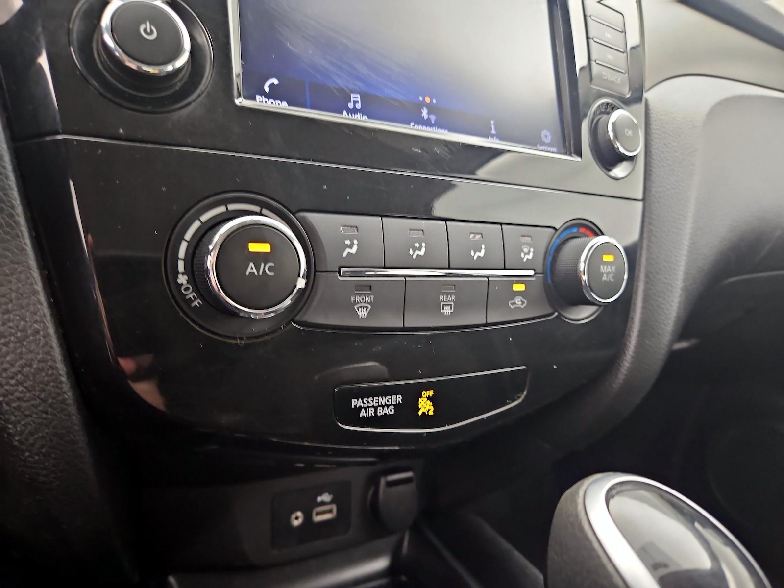 2019 Nissan Rogue Sport S - Photo 17