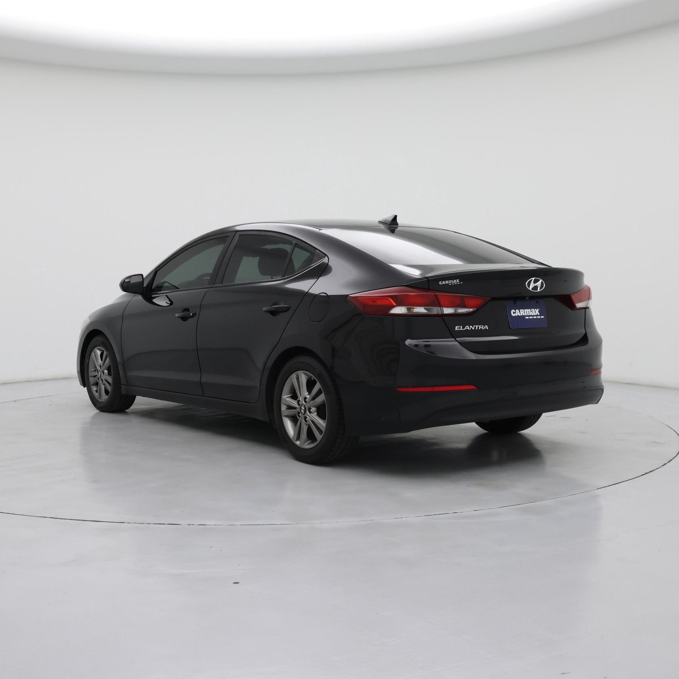 Thumbnail: 2017 Hyundai Elantra - 2