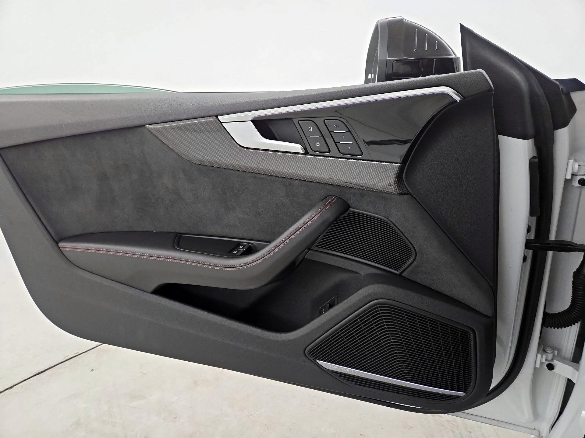 Thumbnail: 2022 Audi S5 - 12