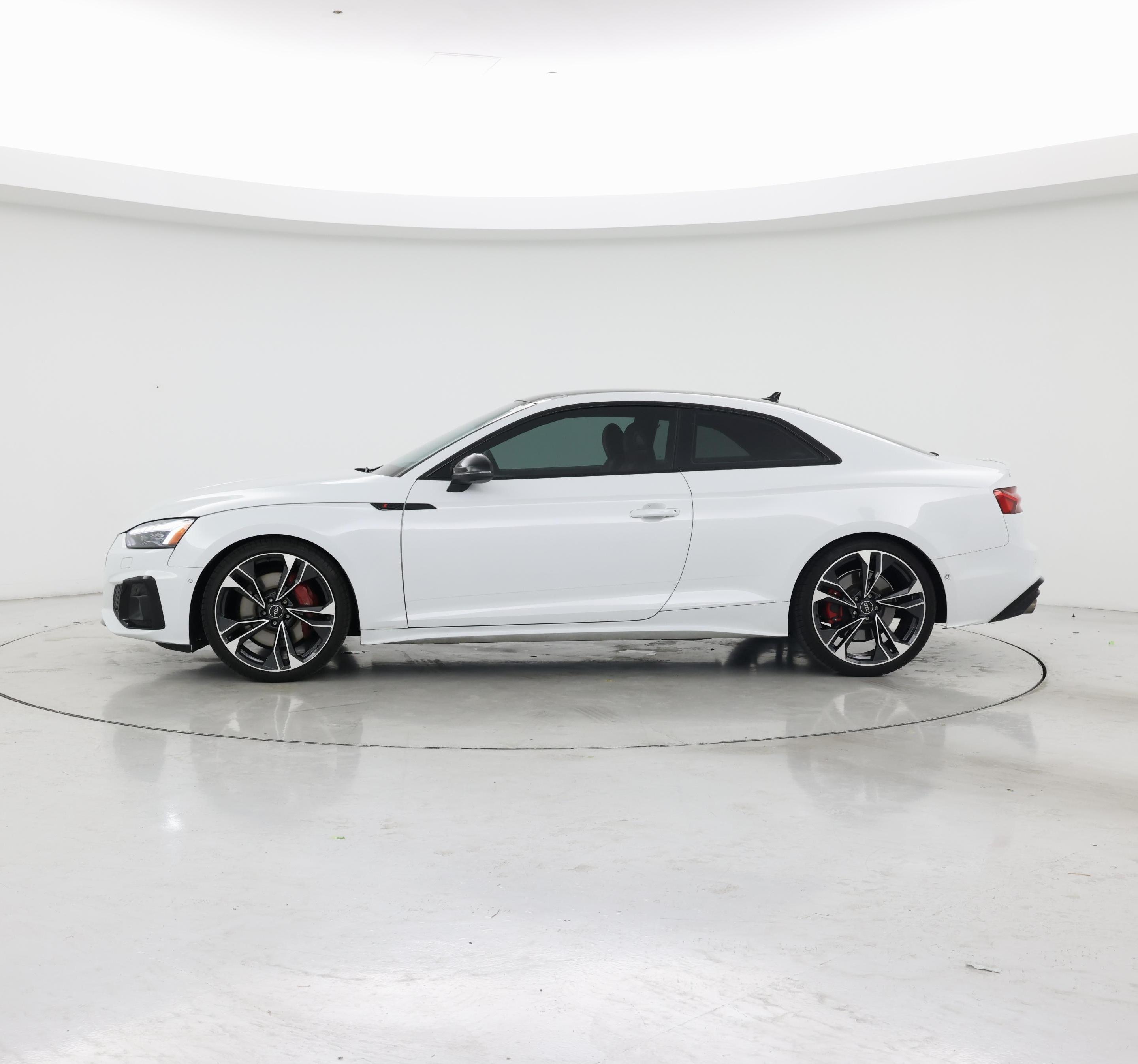 Thumbnail: 2022 Audi S5 - 3