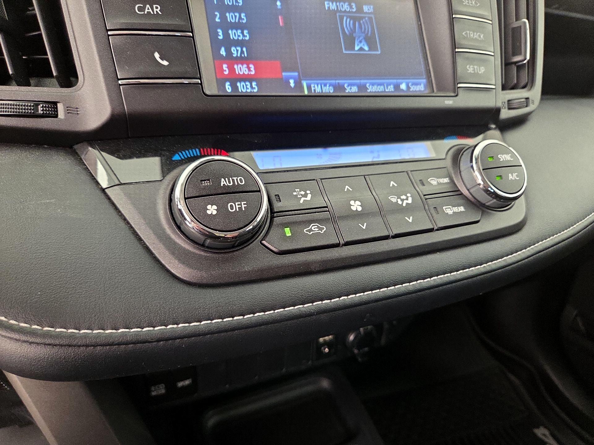 Thumbnail: 2018 Toyota RAV4 - 16