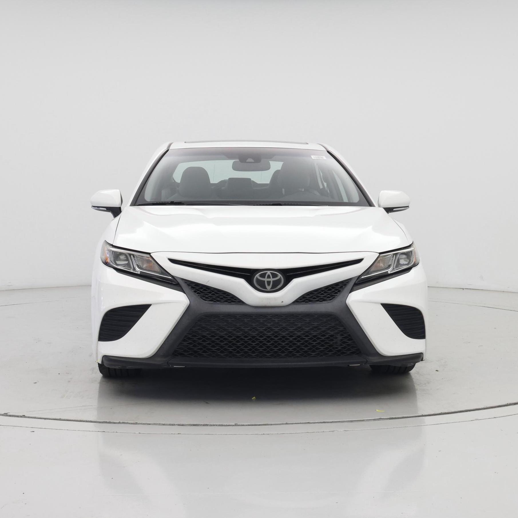 Thumbnail: 2019 Toyota Camry - 5