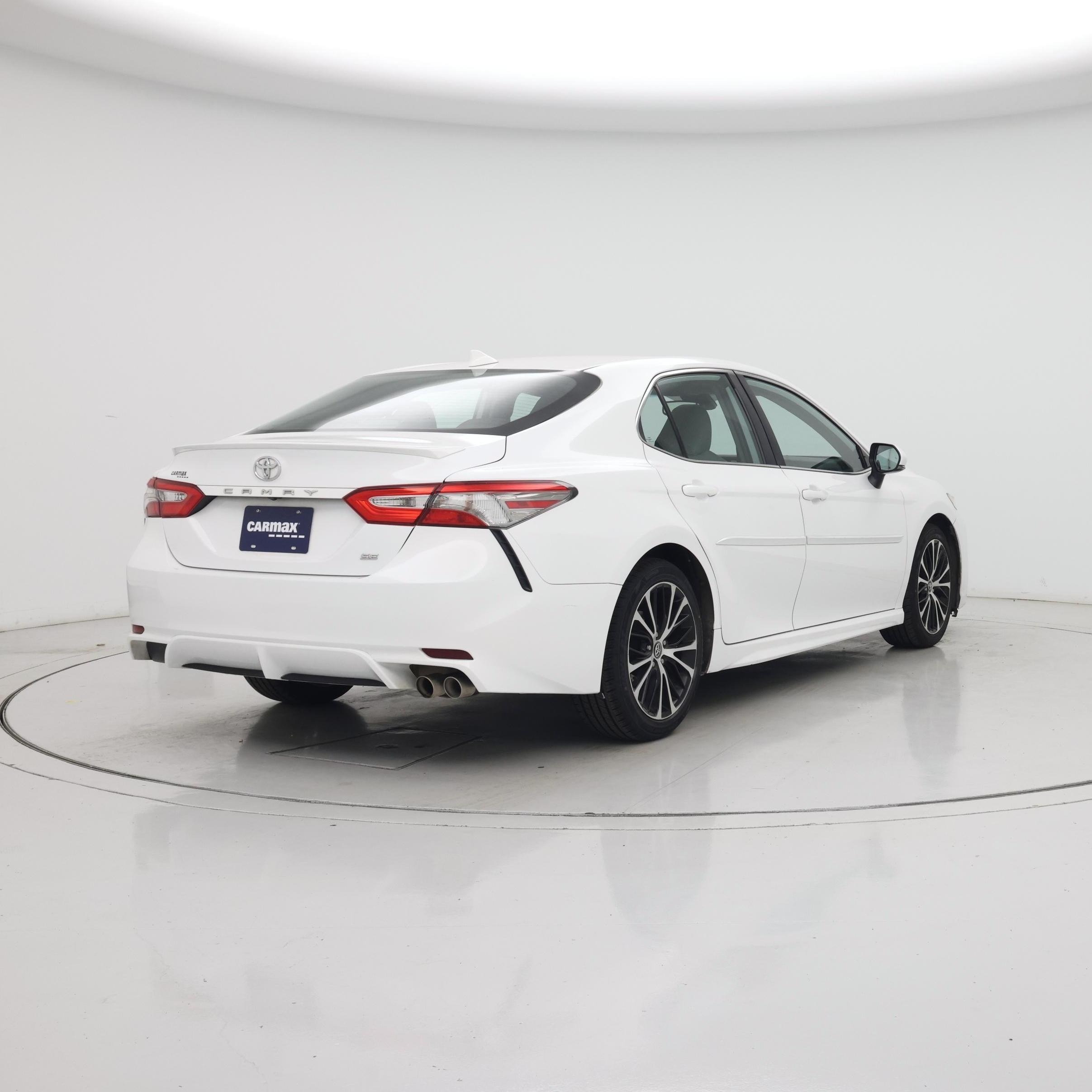 Thumbnail: 2019 Toyota Camry - 8