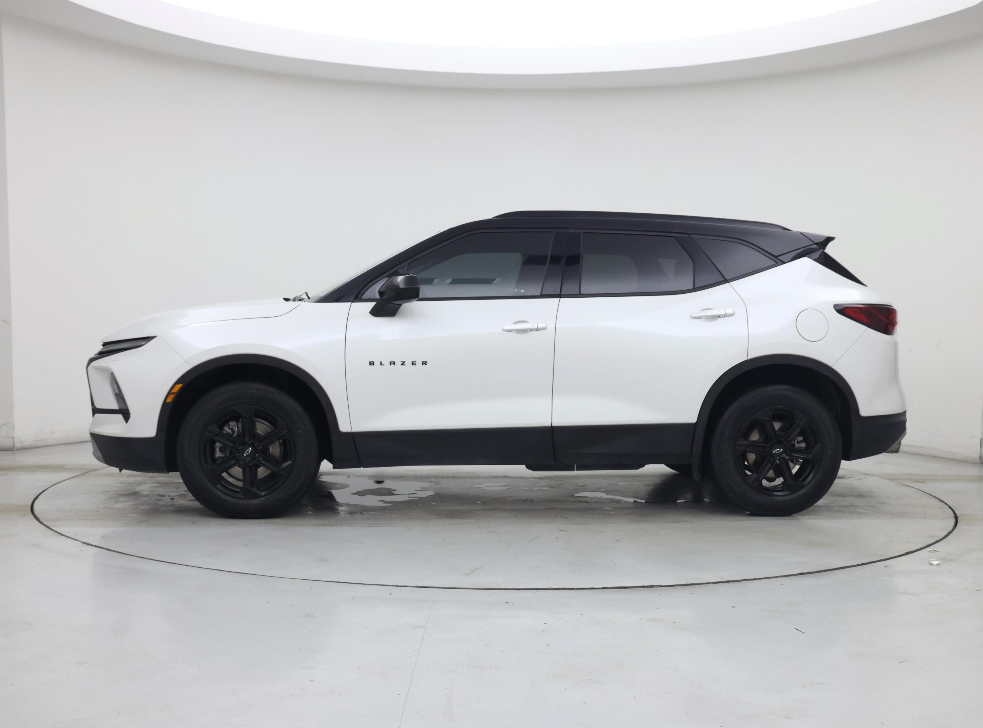 Thumbnail: 2024 Chevrolet Blazer - 3