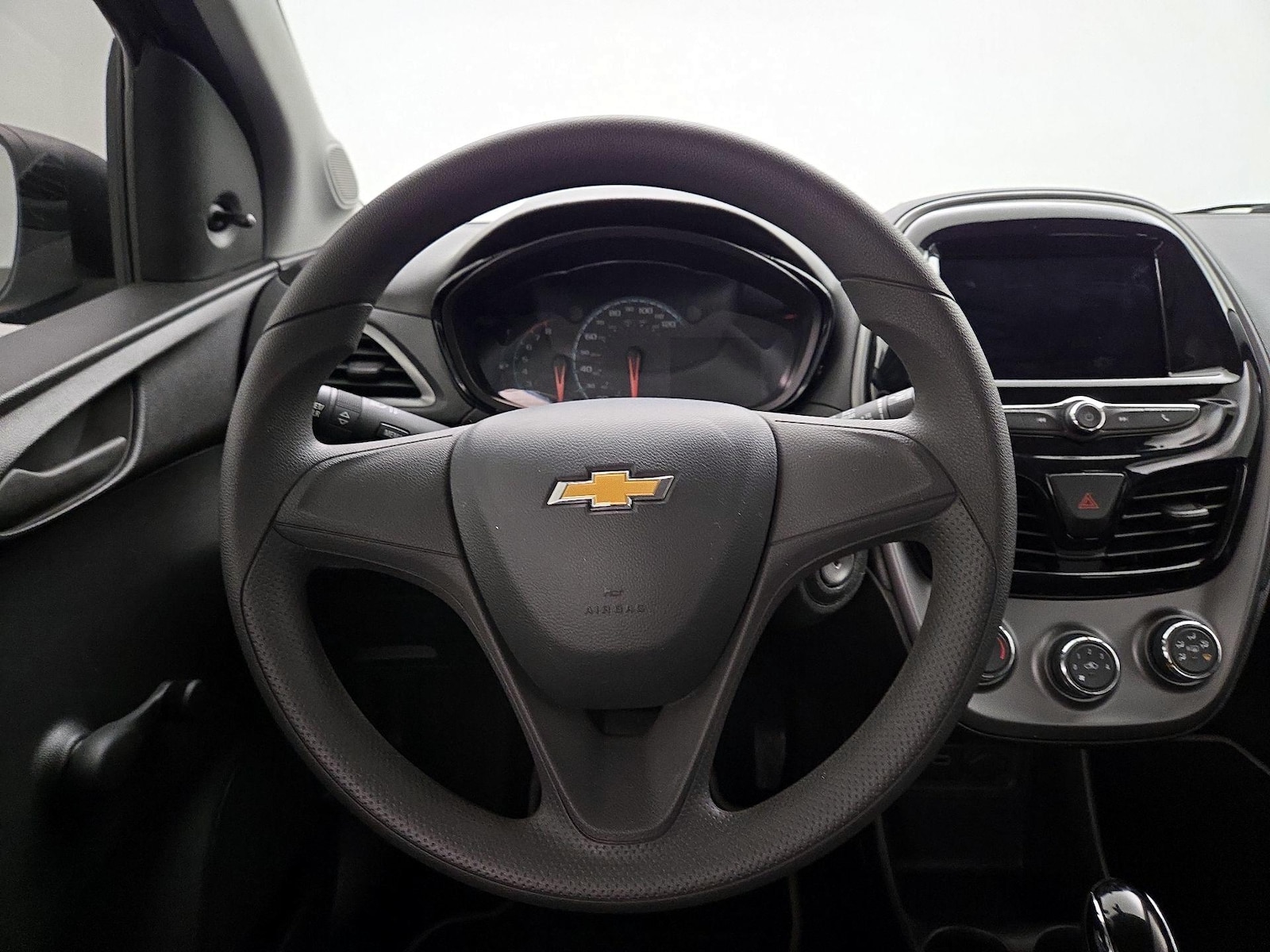 2019 Chevrolet Spark LS - Photo 11