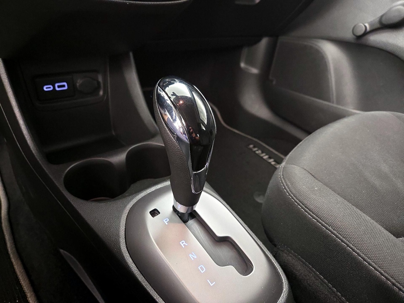 2019 Chevrolet Spark LS - Photo 18