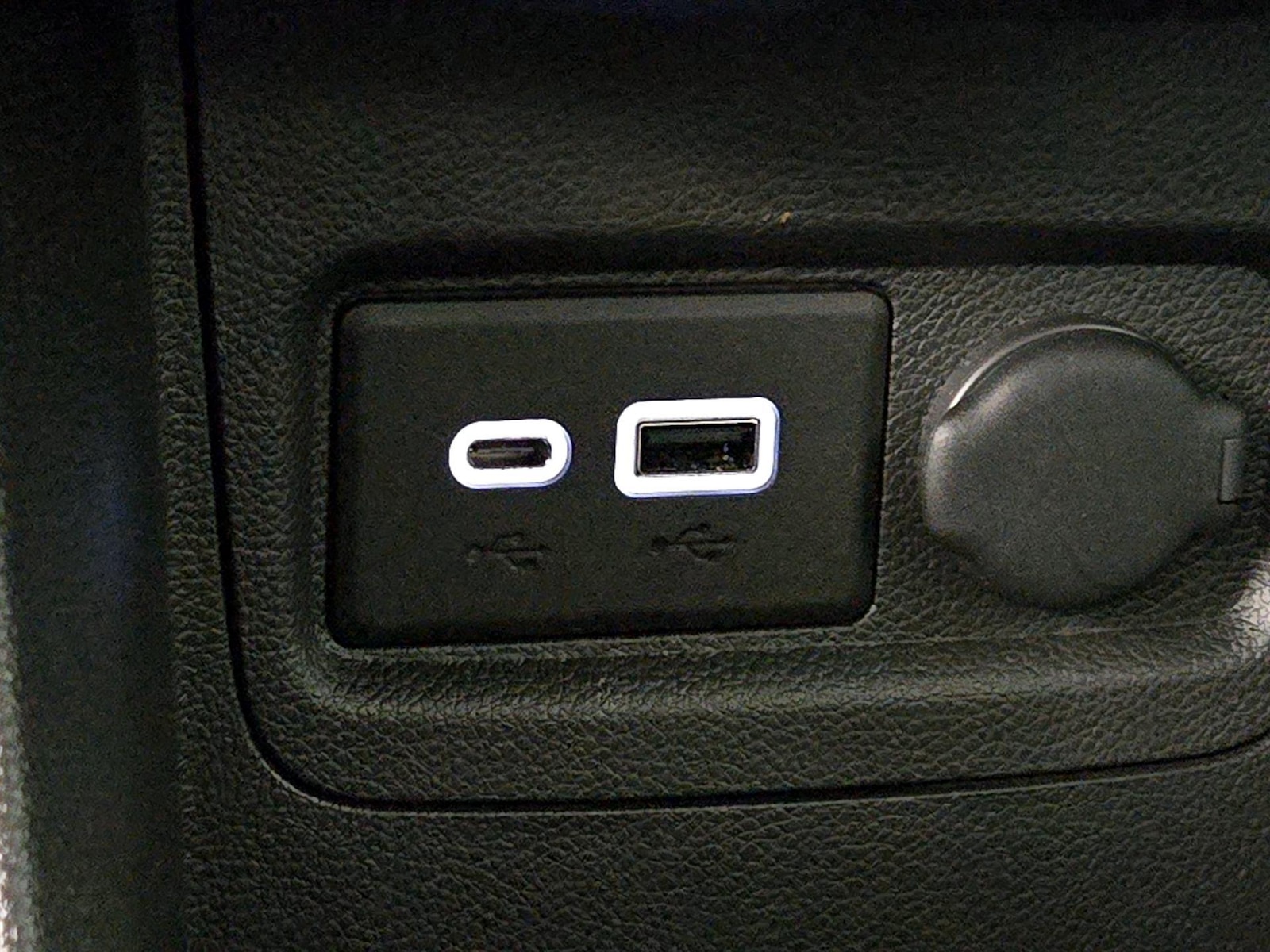 2019 Chevrolet Spark LS - Photo 19