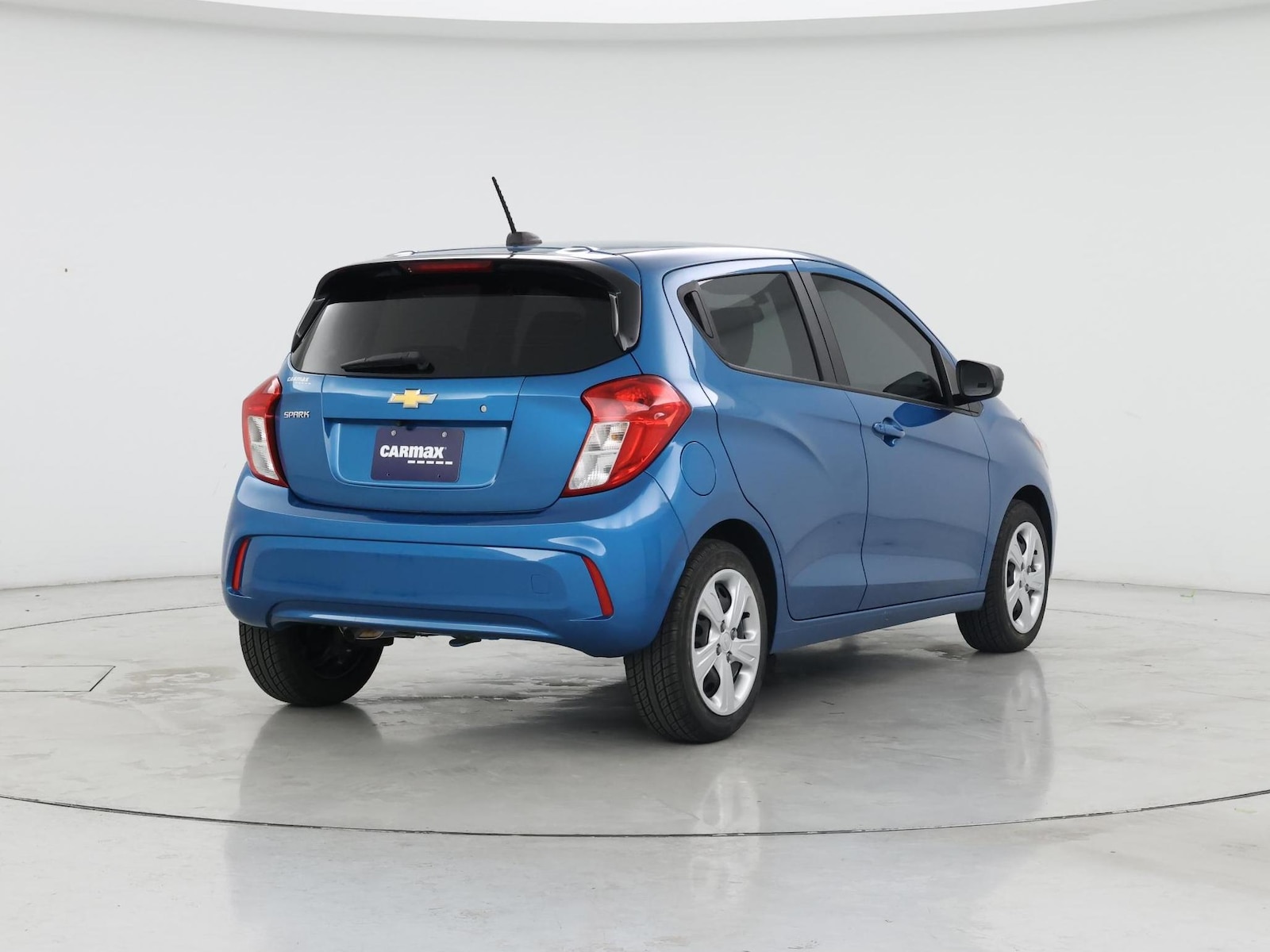 2019 Chevrolet Spark LS - Photo 9