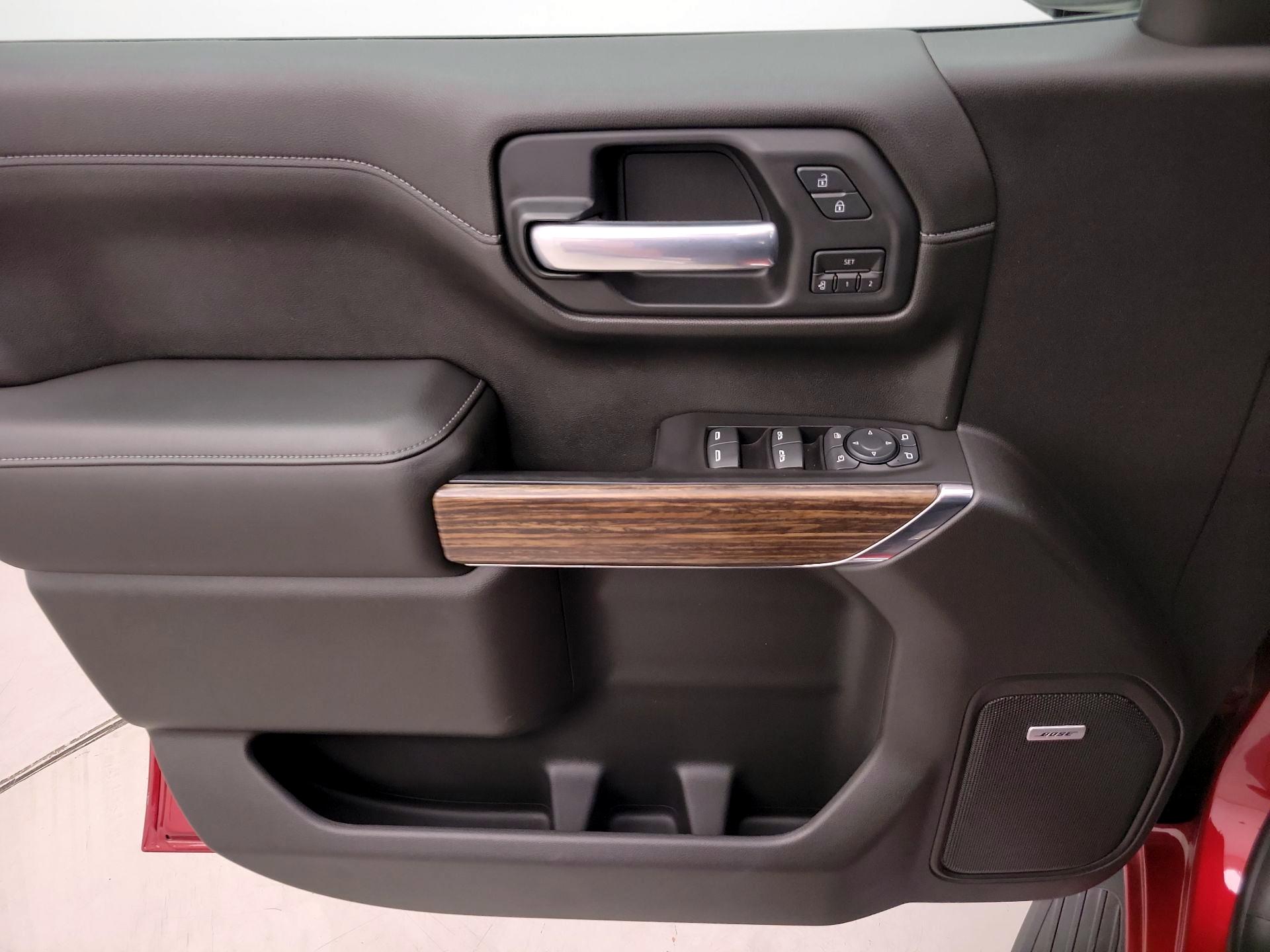 Thumbnail: 2019 Chevrolet Silverado 1500 - 12