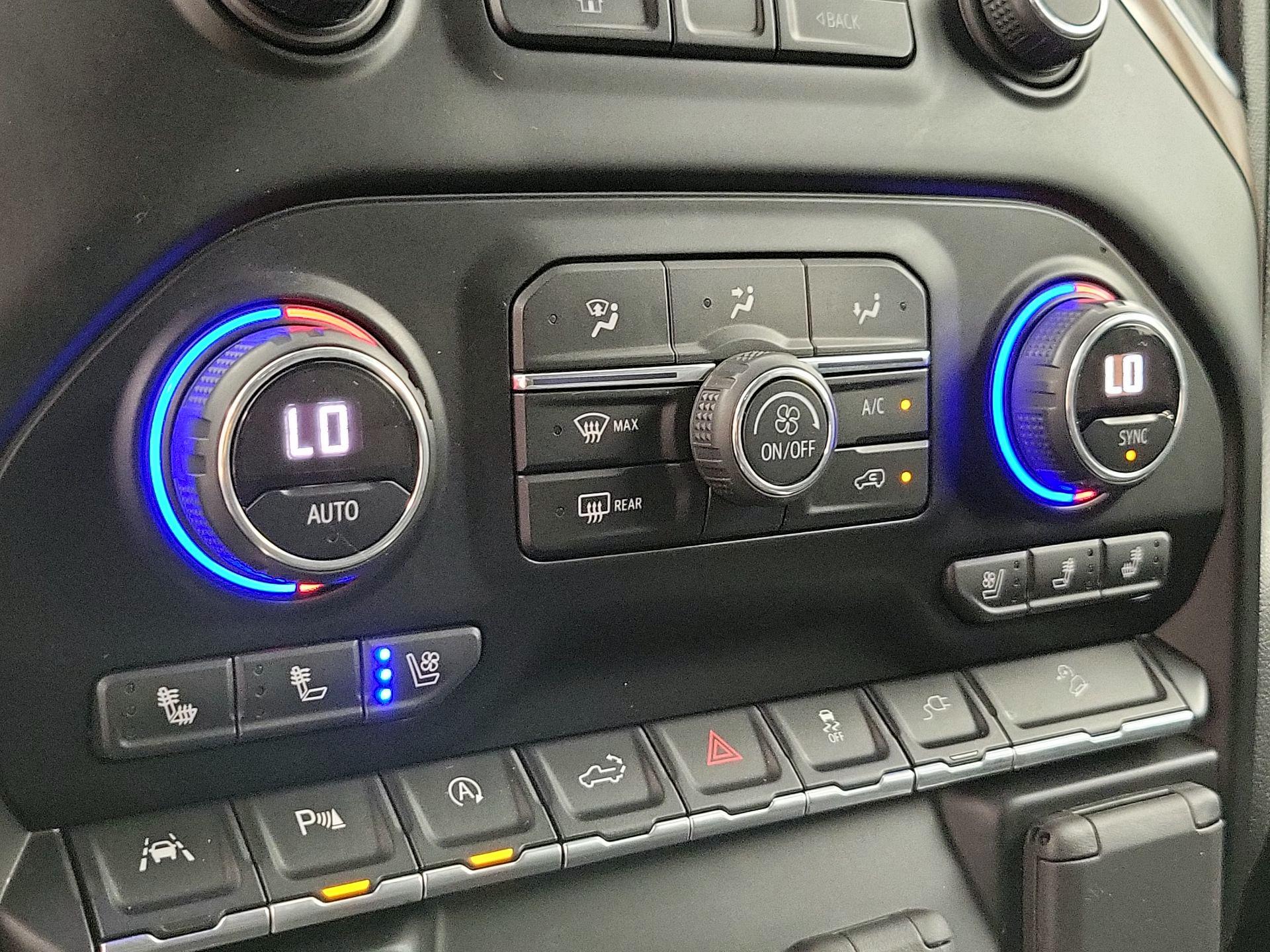 Thumbnail: 2019 Chevrolet Silverado 1500 - 17