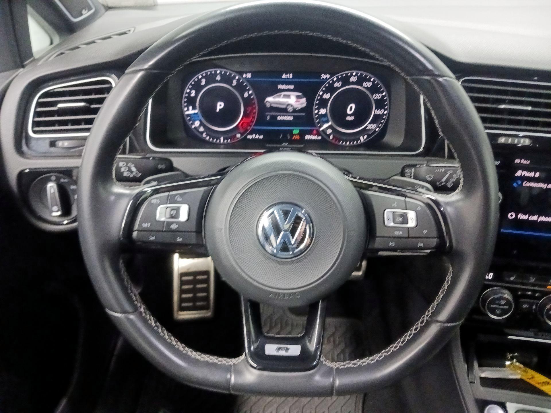 Thumbnail: 2019 Volkswagen Golf - 10