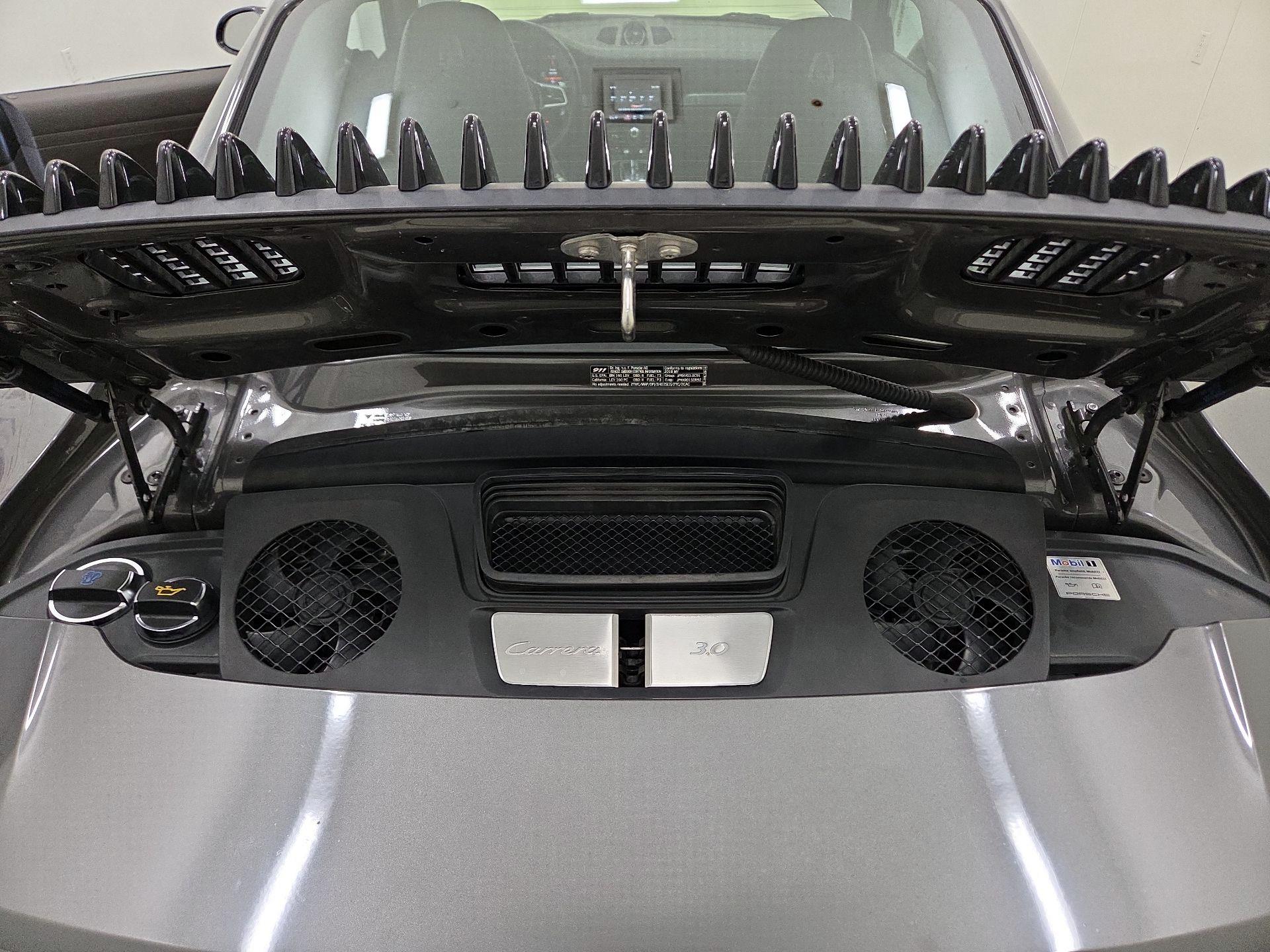 Thumbnail: 2018 Porsche 911 - 20