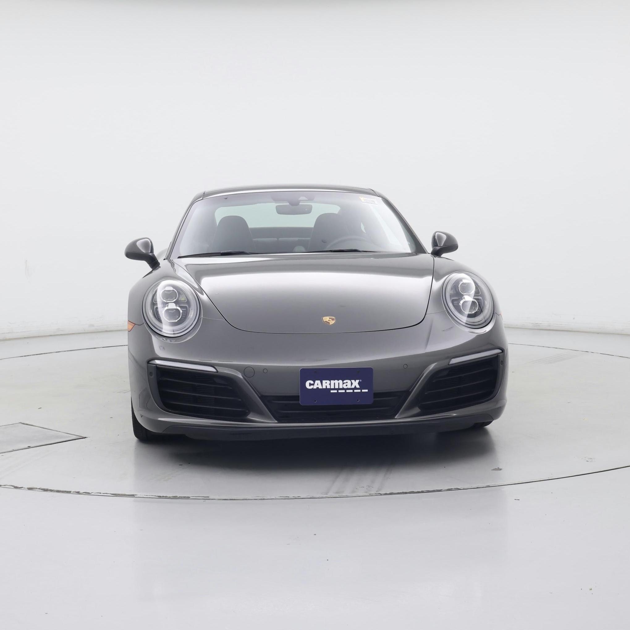 Thumbnail: 2018 Porsche 911 - 5