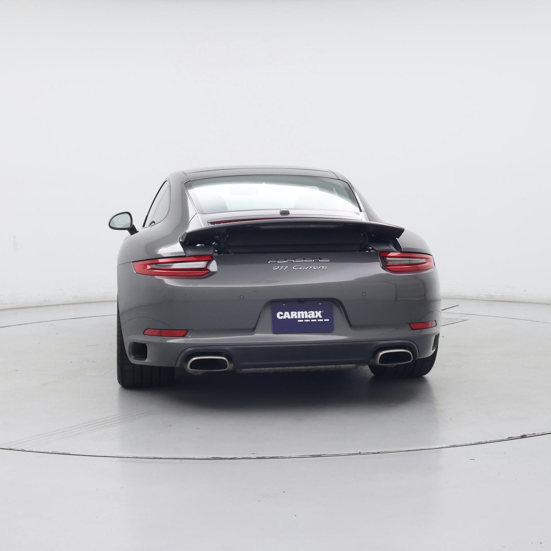 Thumbnail: 2018 Porsche 911 - 6