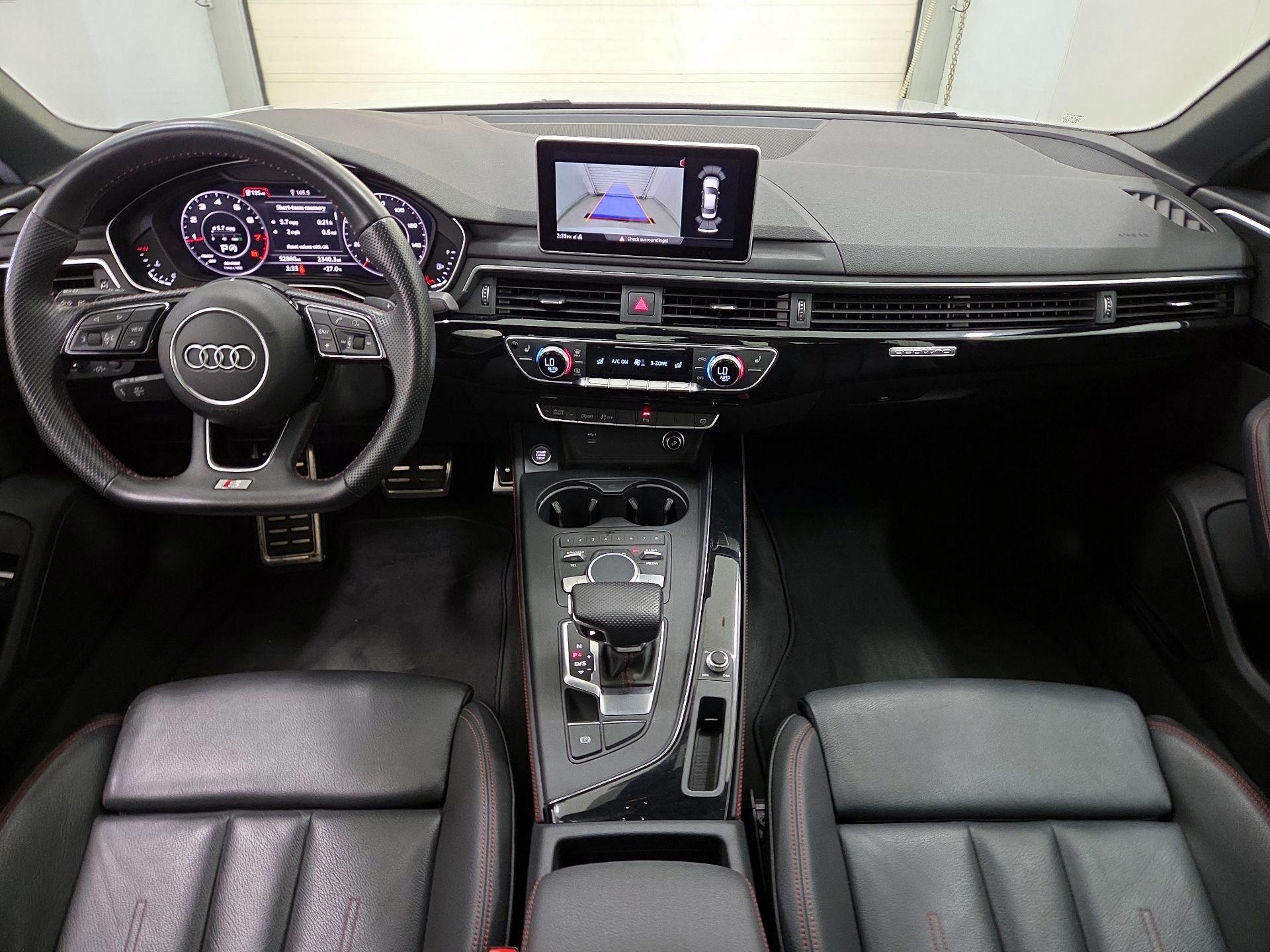 Thumbnail: 2019 Audi A4 - 9