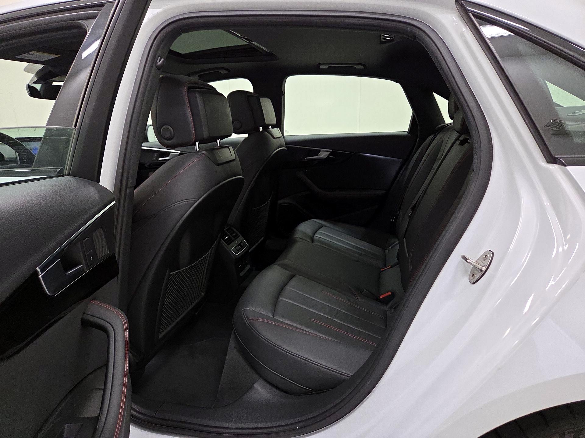 Thumbnail: 2019 Audi A4 - 19