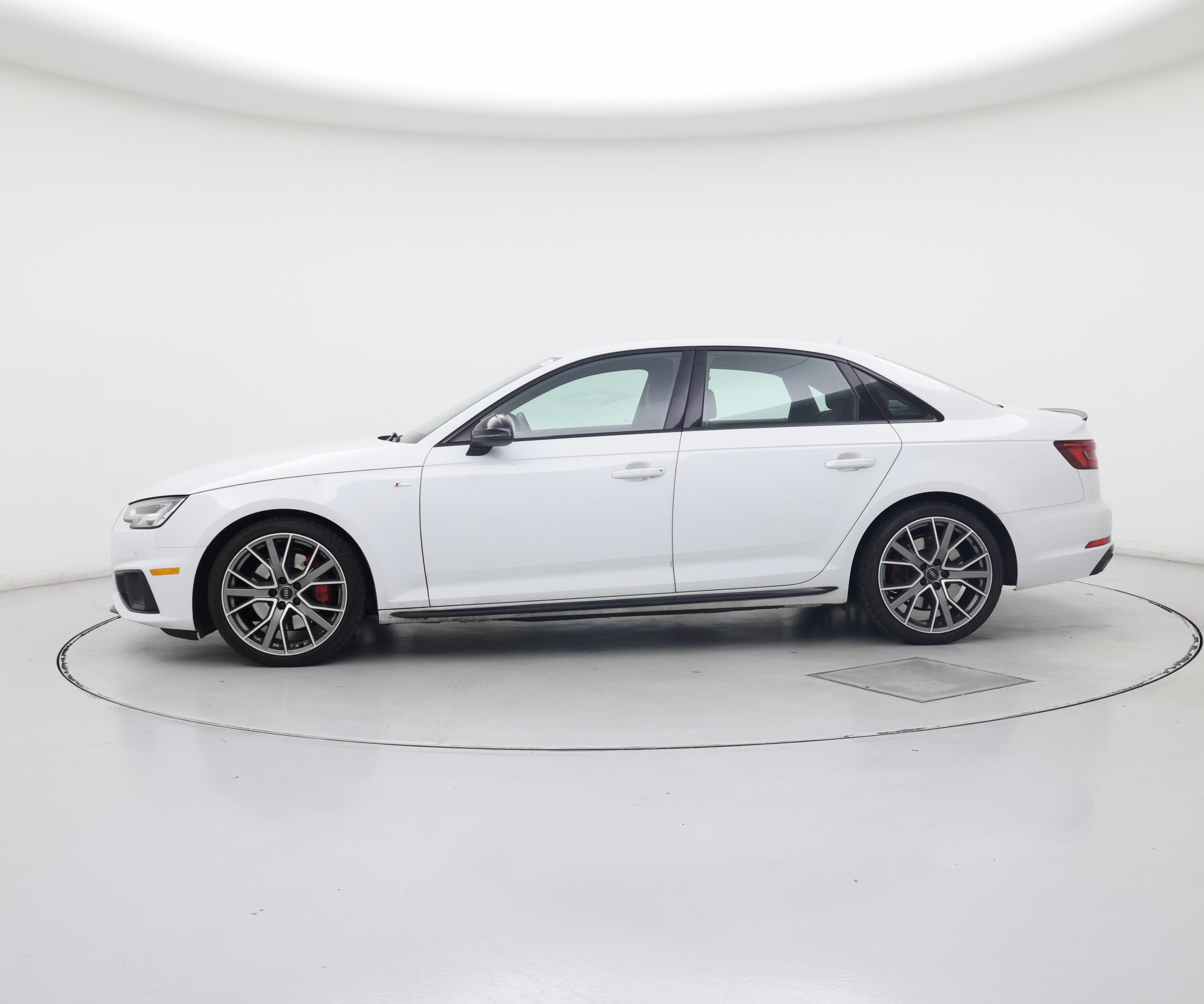 Thumbnail: 2019 Audi A4 - 3