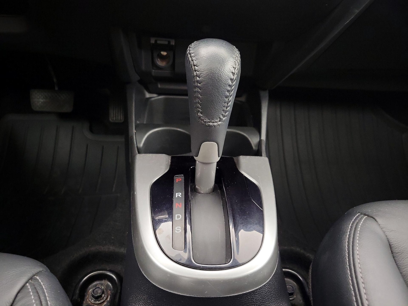 2018 Honda Fit EX-L - Photo 18