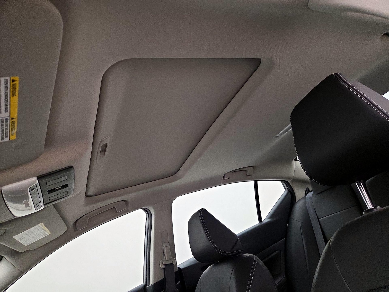 Sunroof(s) & Overhead Airbags