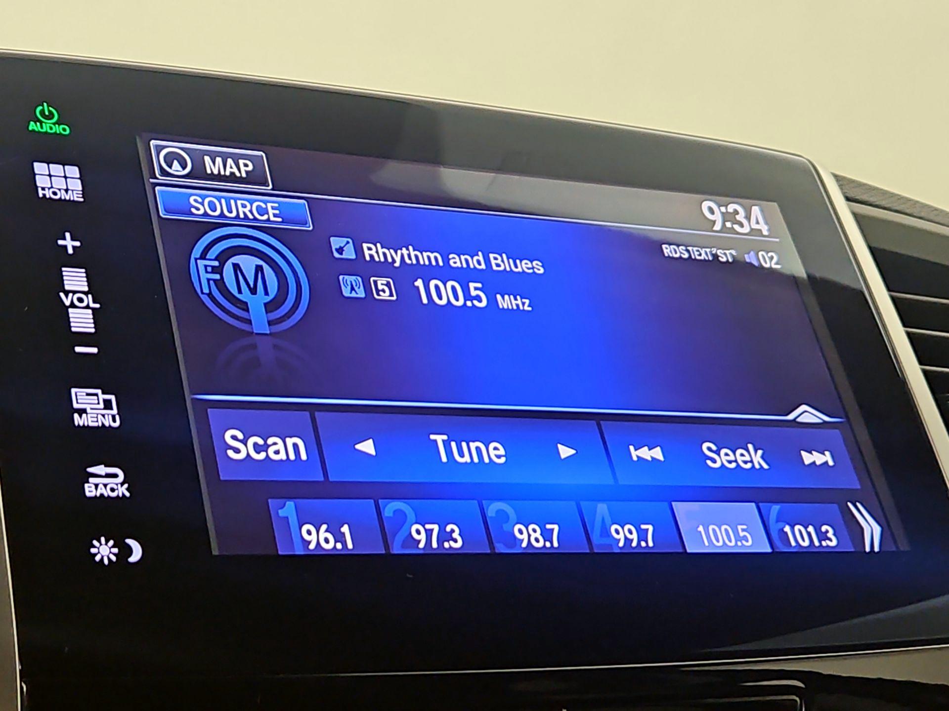 Thumbnail: 2016 Honda Pilot - 16