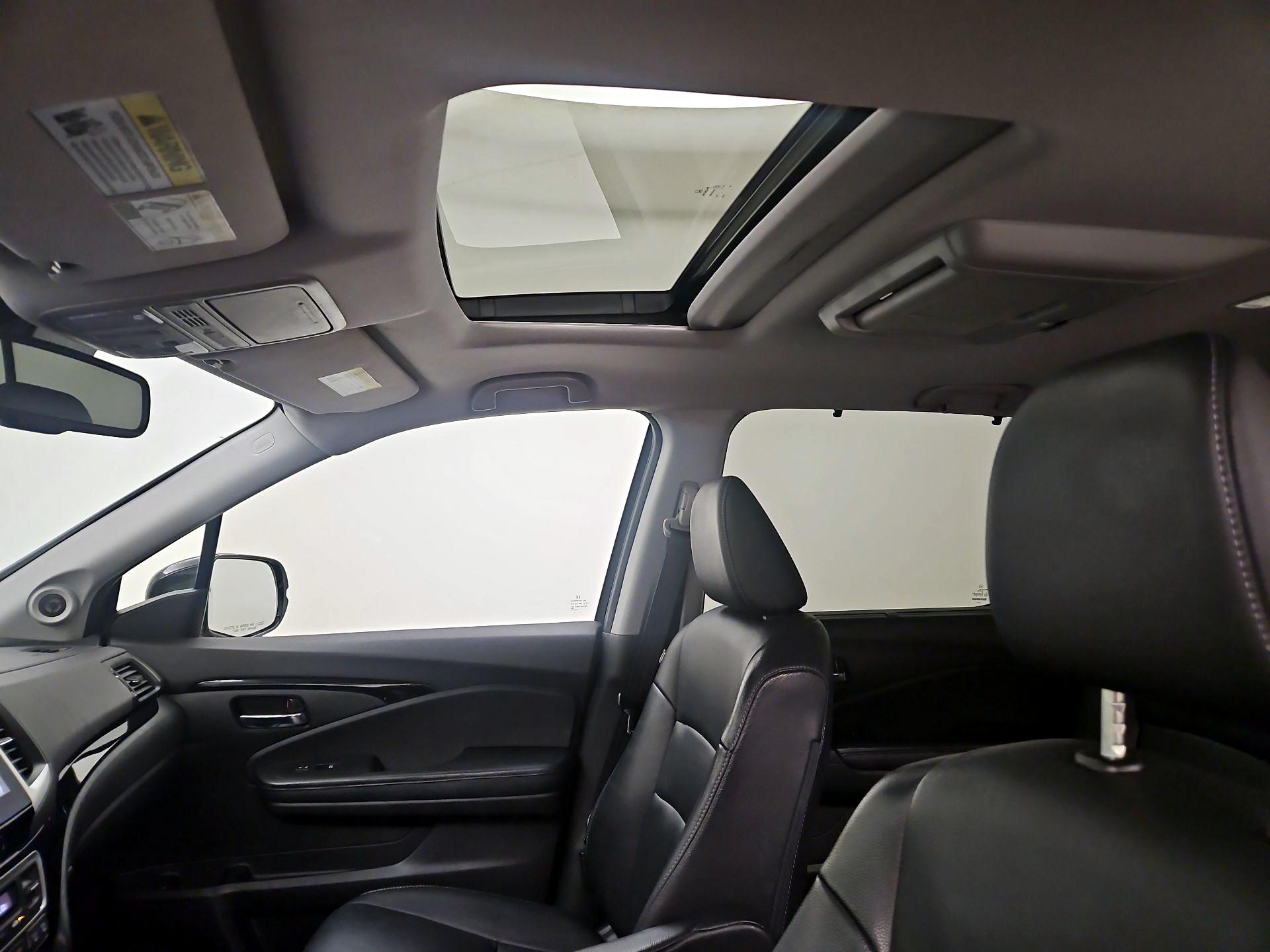 Thumbnail: 2016 Honda Pilot - 20
