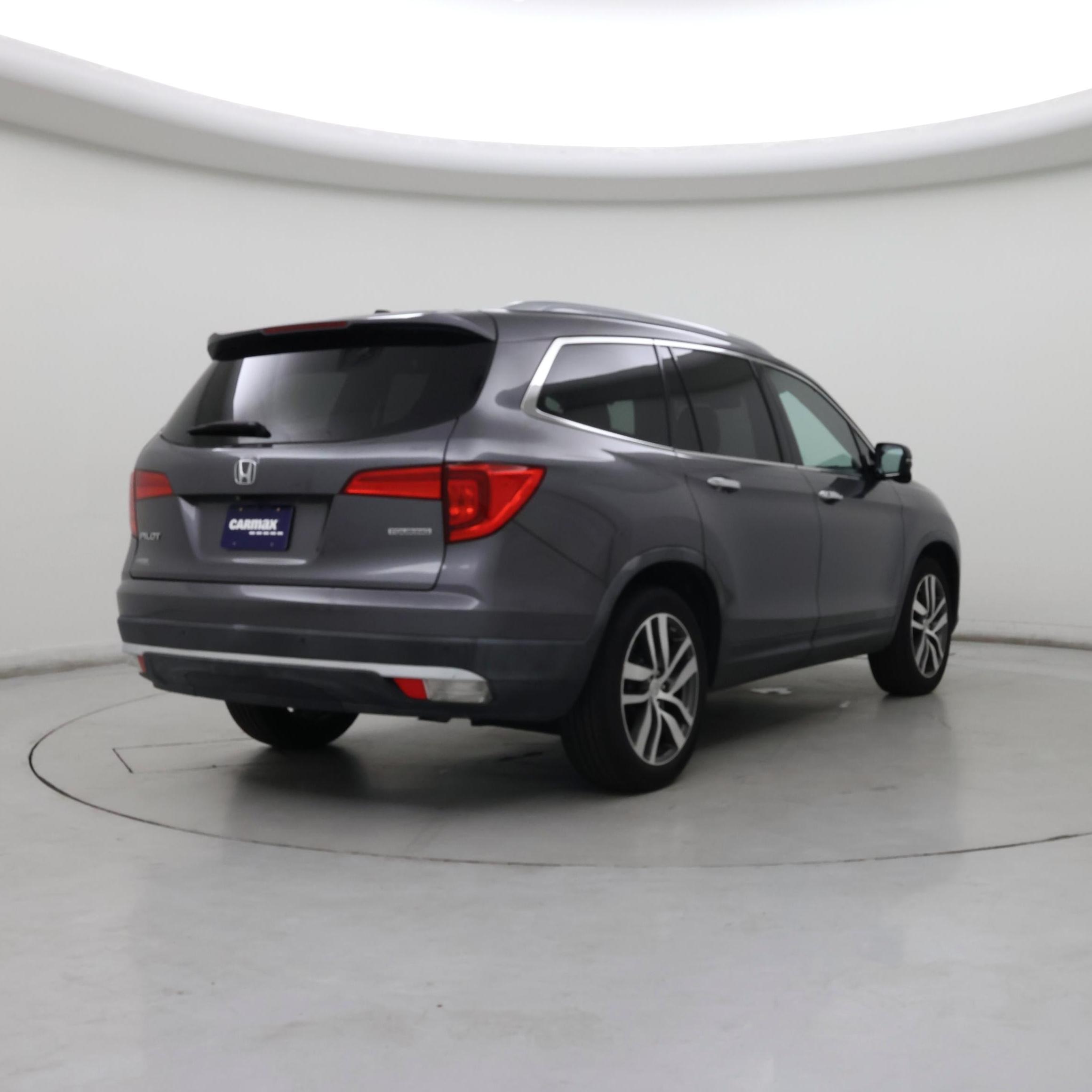 Thumbnail: 2016 Honda Pilot - 8