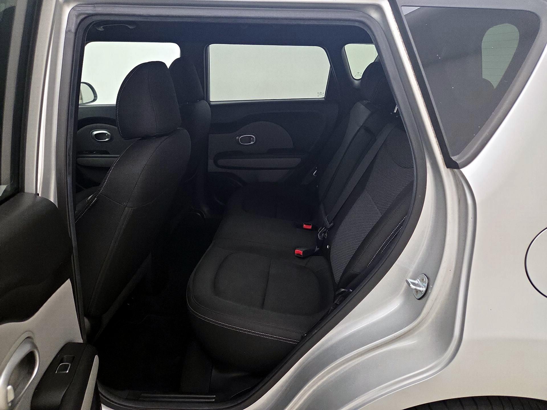 Thumbnail: 2017 Kia Soul - 19