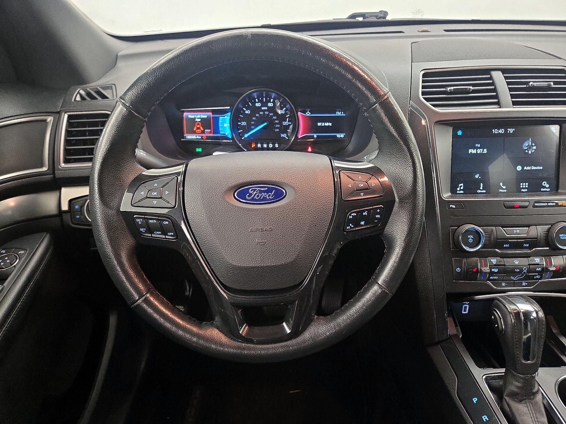 Thumbnail: 2018 Ford Explorer - 10