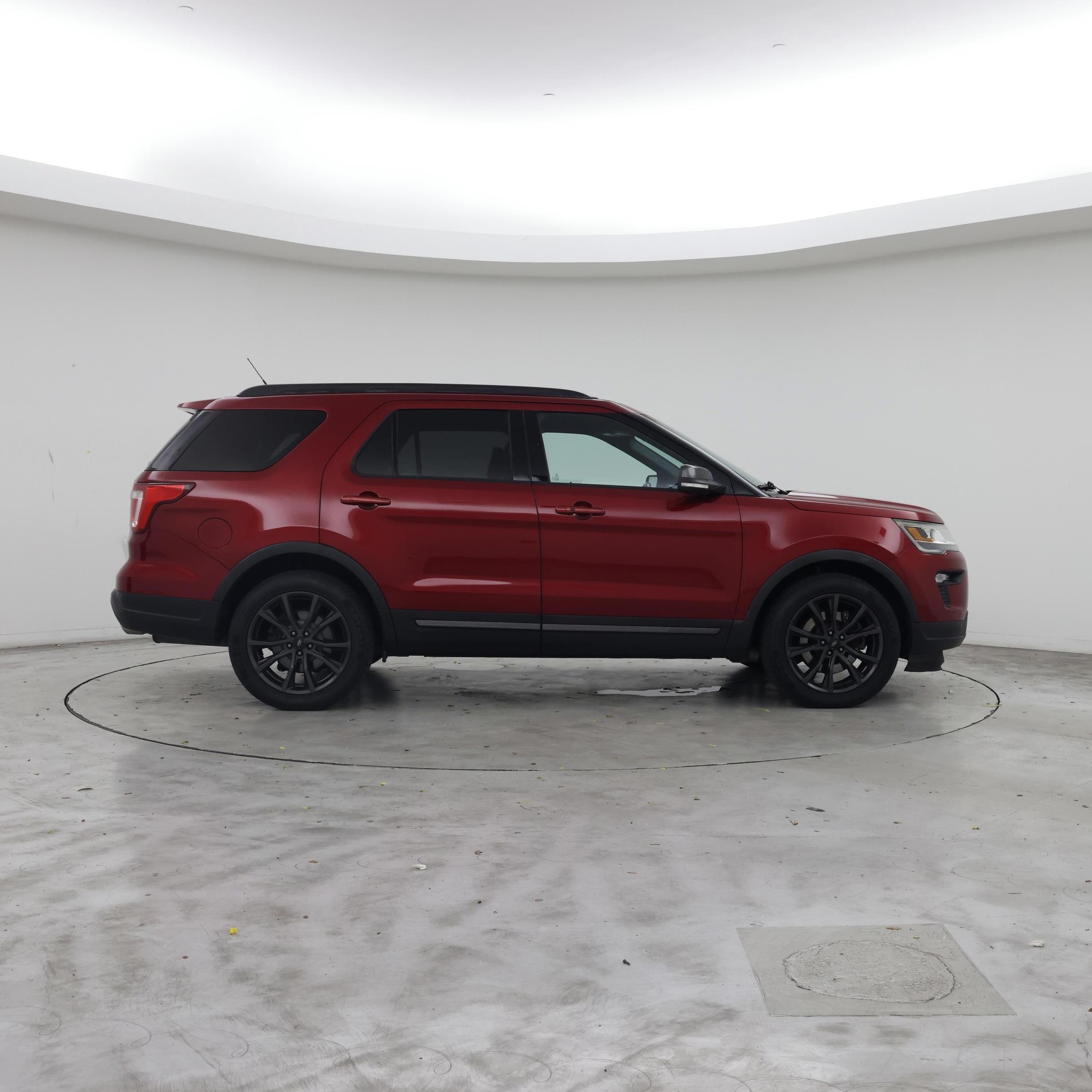 Thumbnail: 2018 Ford Explorer - 7