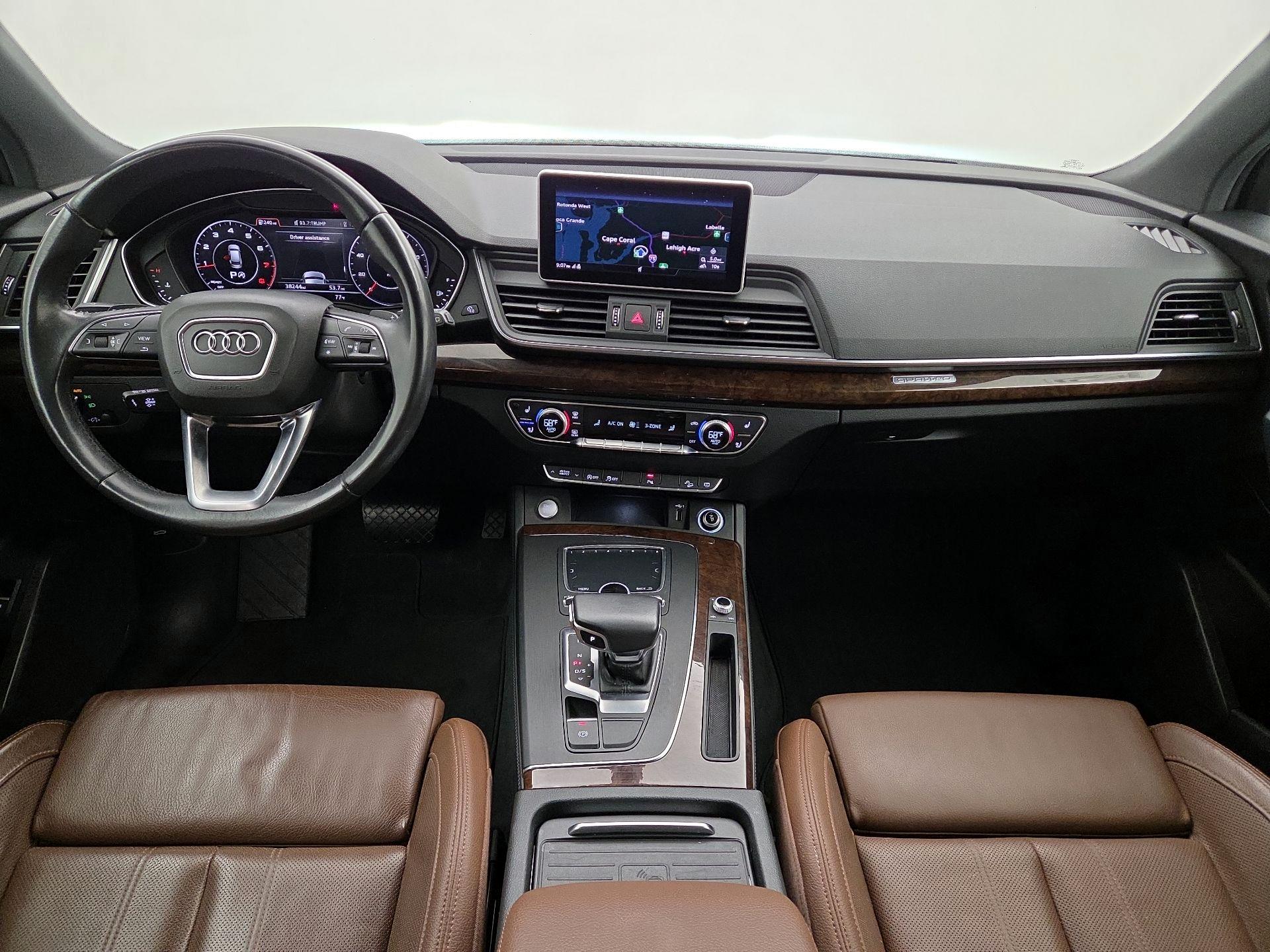 Thumbnail: 2020 Audi Q5 - 9