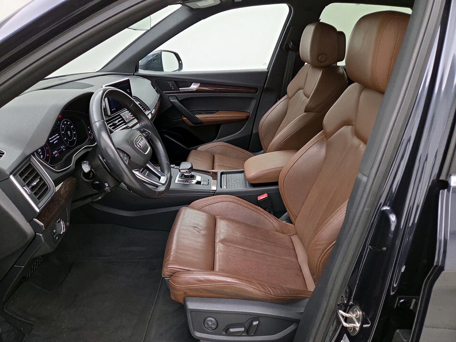 Thumbnail: 2020 Audi Q5 - 11