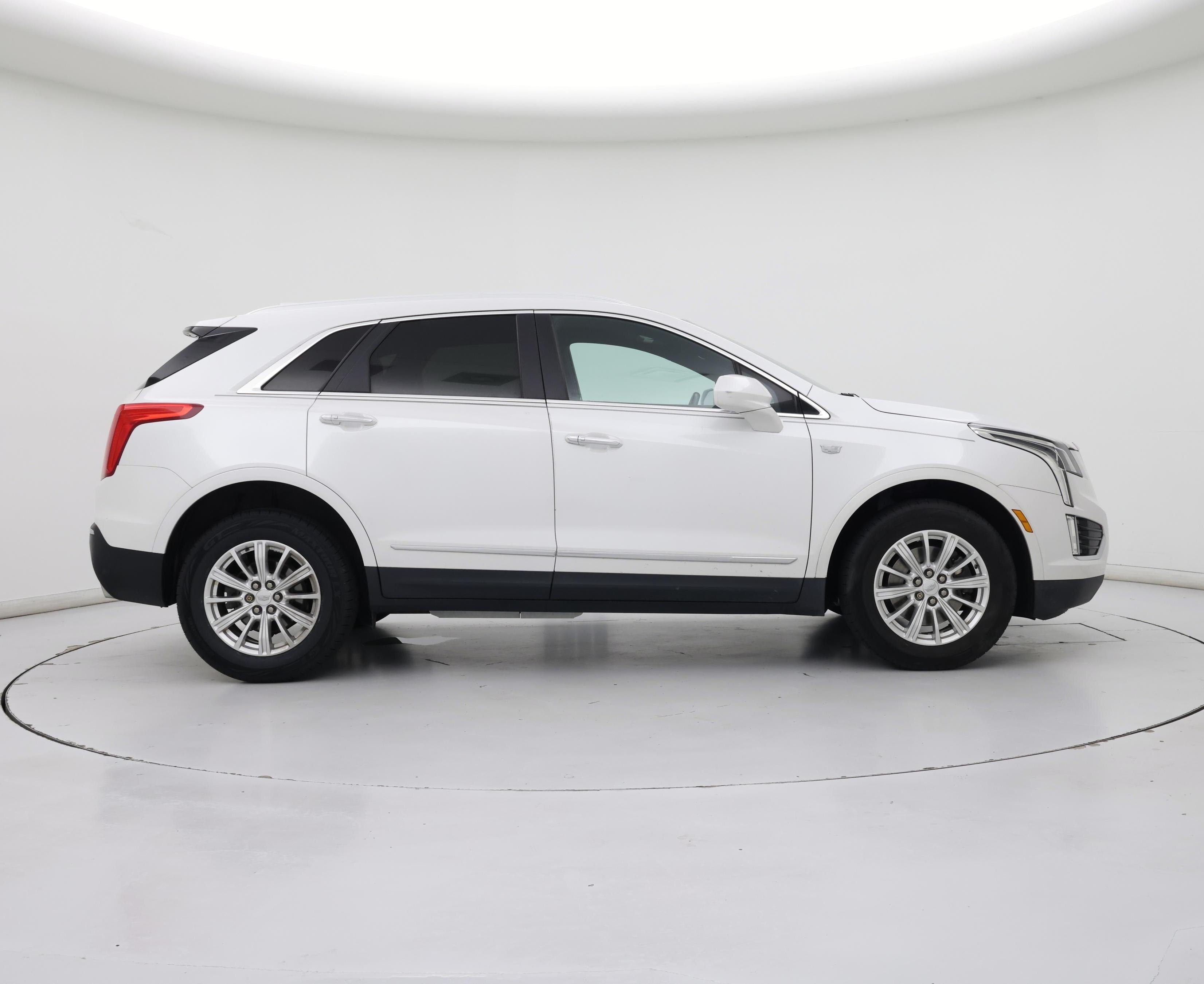 Thumbnail: 2017 Cadillac XT5 - 7