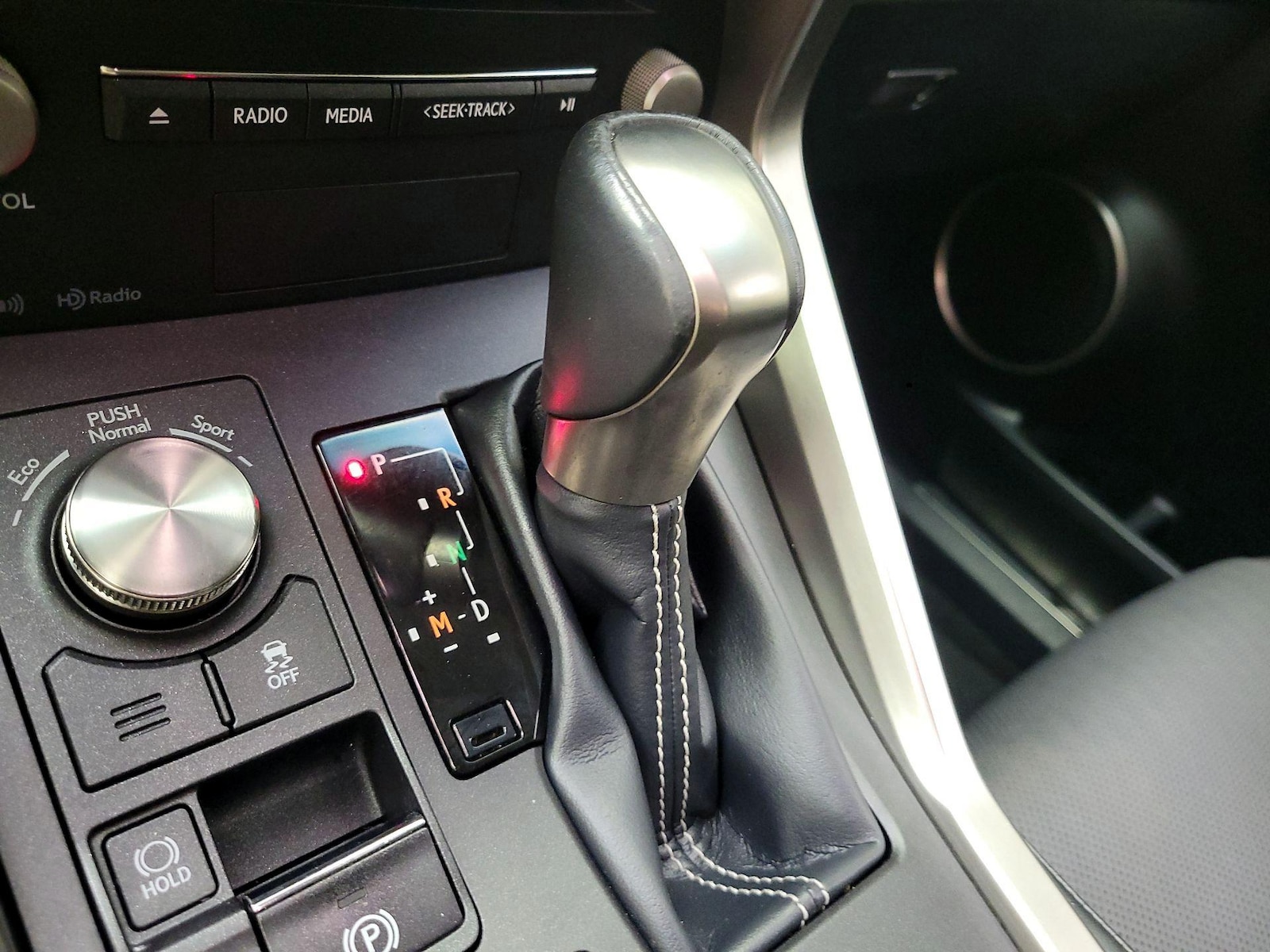 2018 Lexus NX 300 - Photo 18
