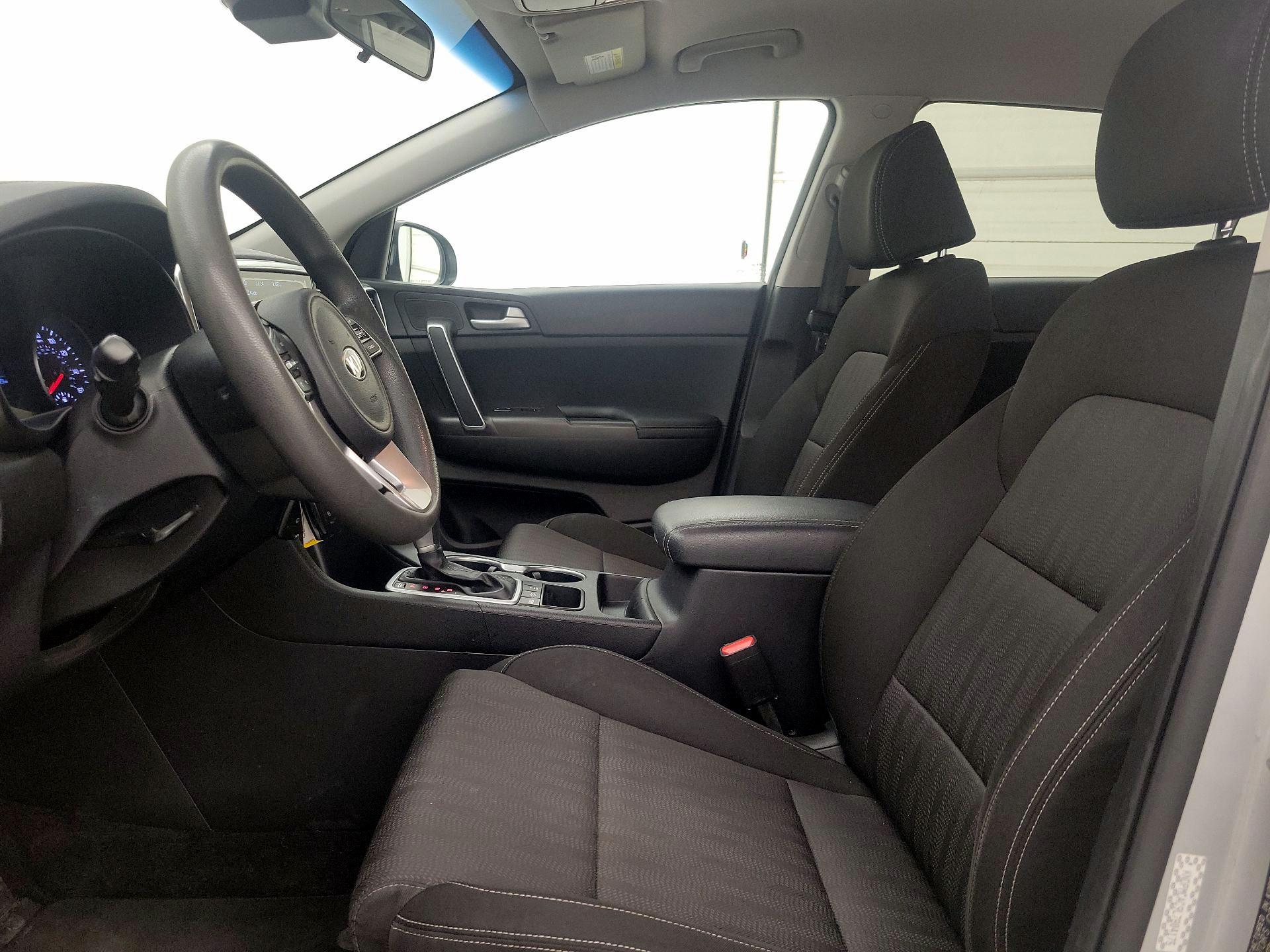 Thumbnail: 2020 Kia Sportage - 11