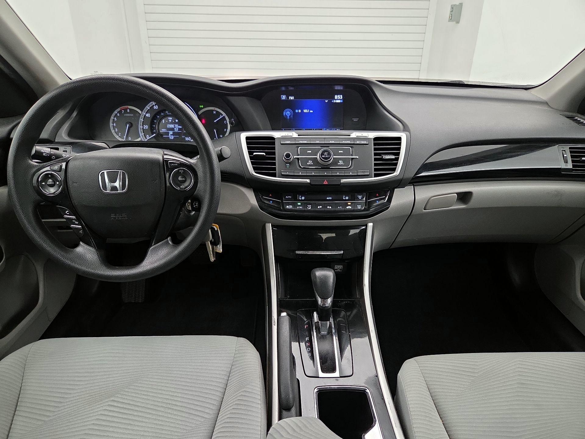 Thumbnail: 2017 Honda Accord - 9
