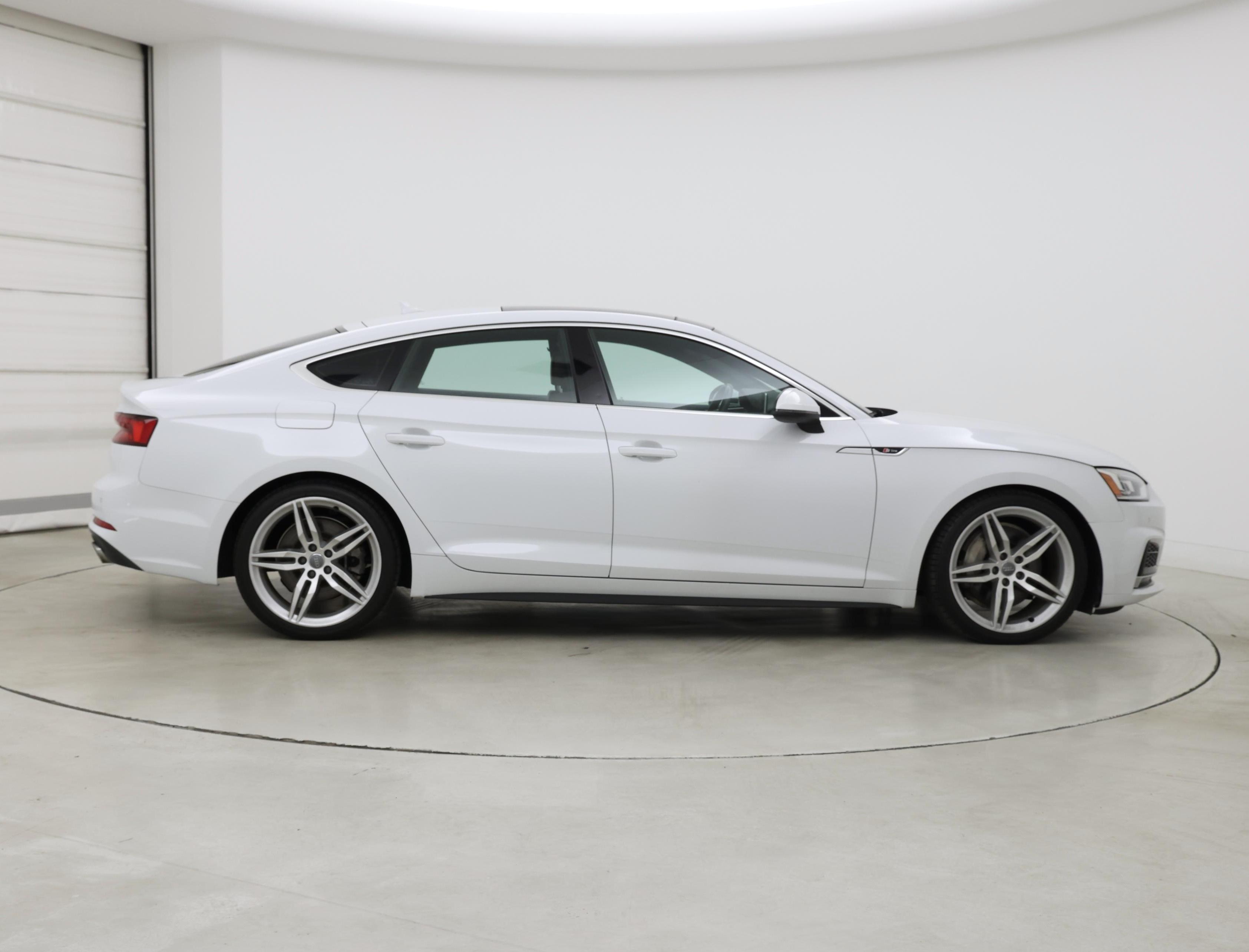 Thumbnail: 2019 Audi A5 - 7