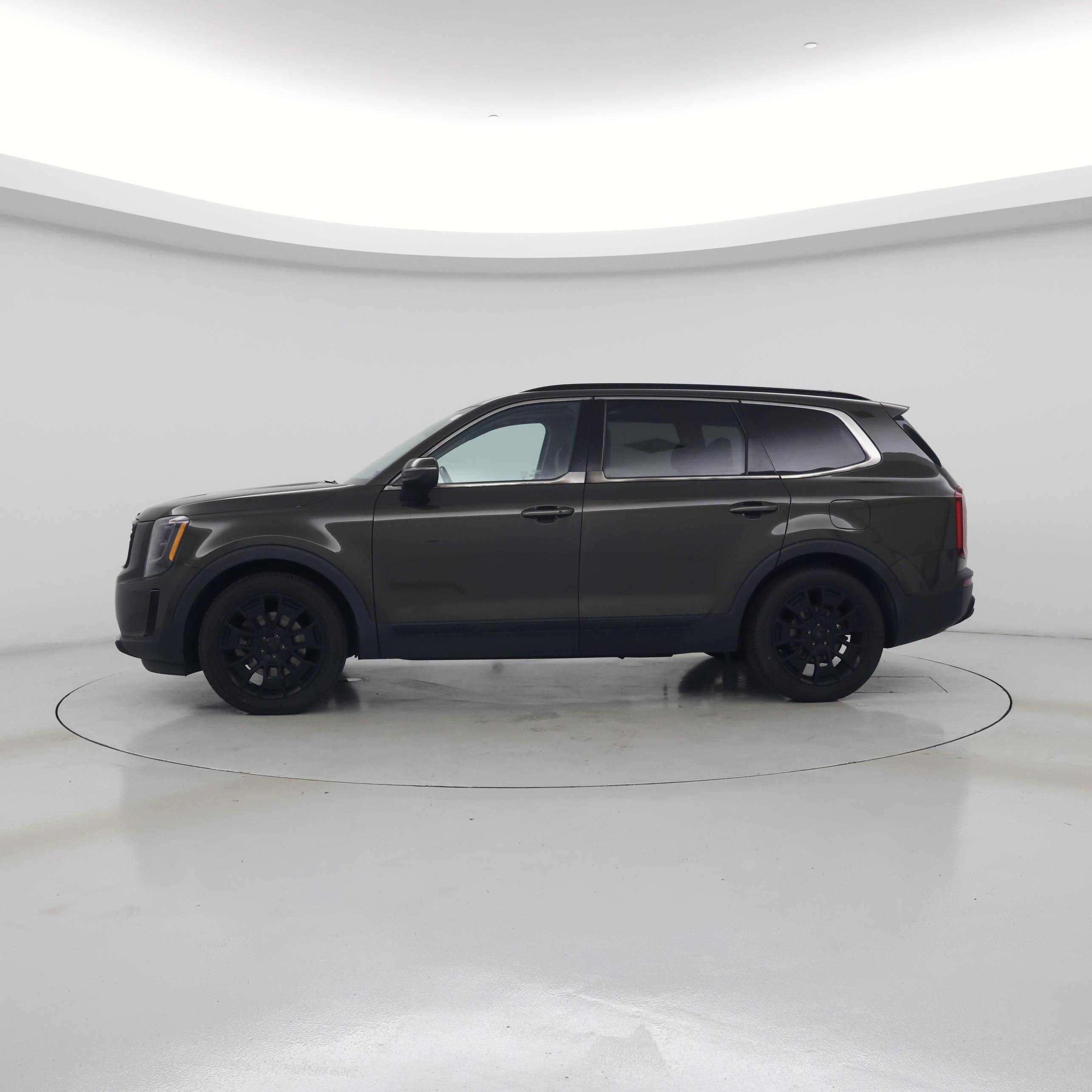 Thumbnail: 2021 Kia Telluride - 3