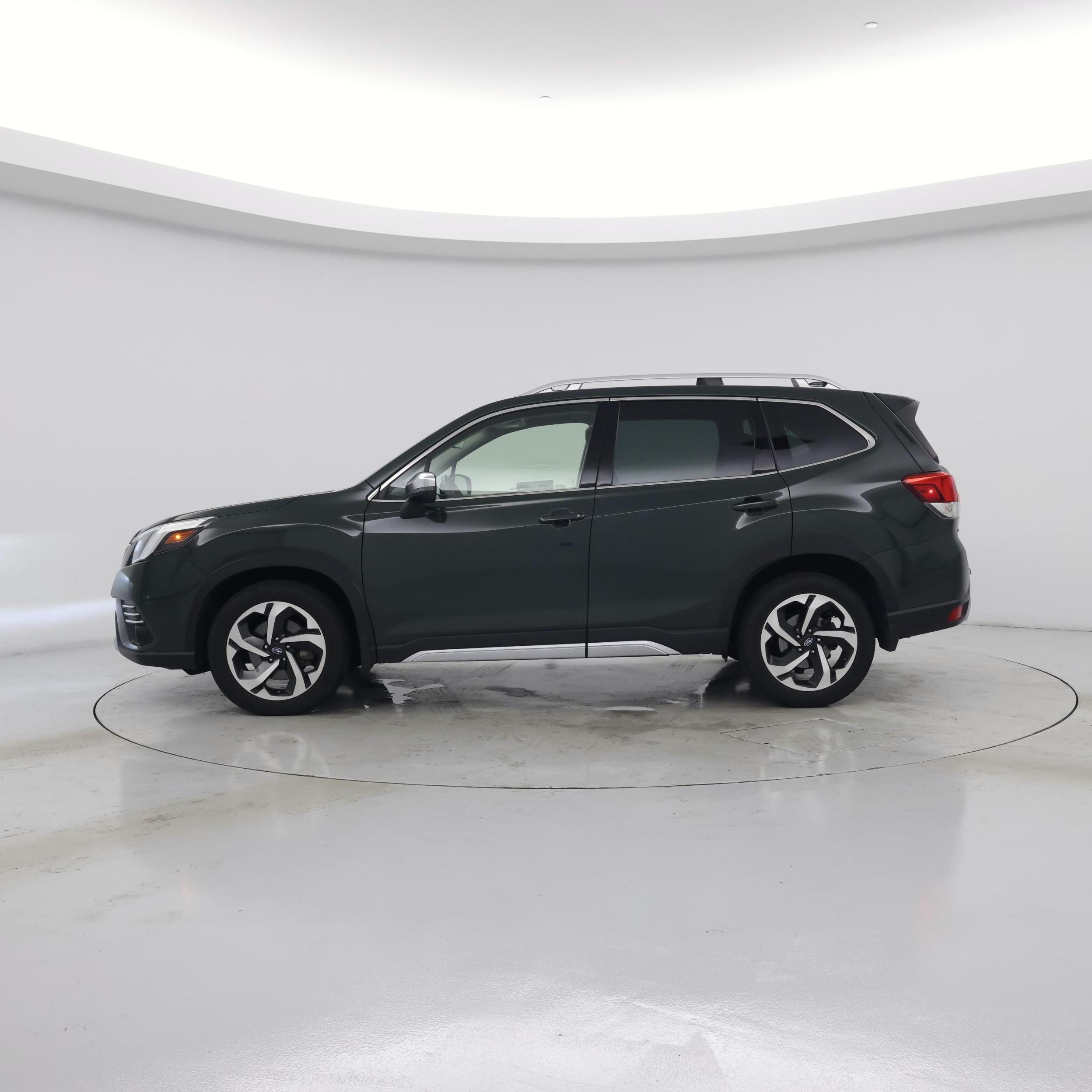 Thumbnail: 2023 Subaru Forester - 3