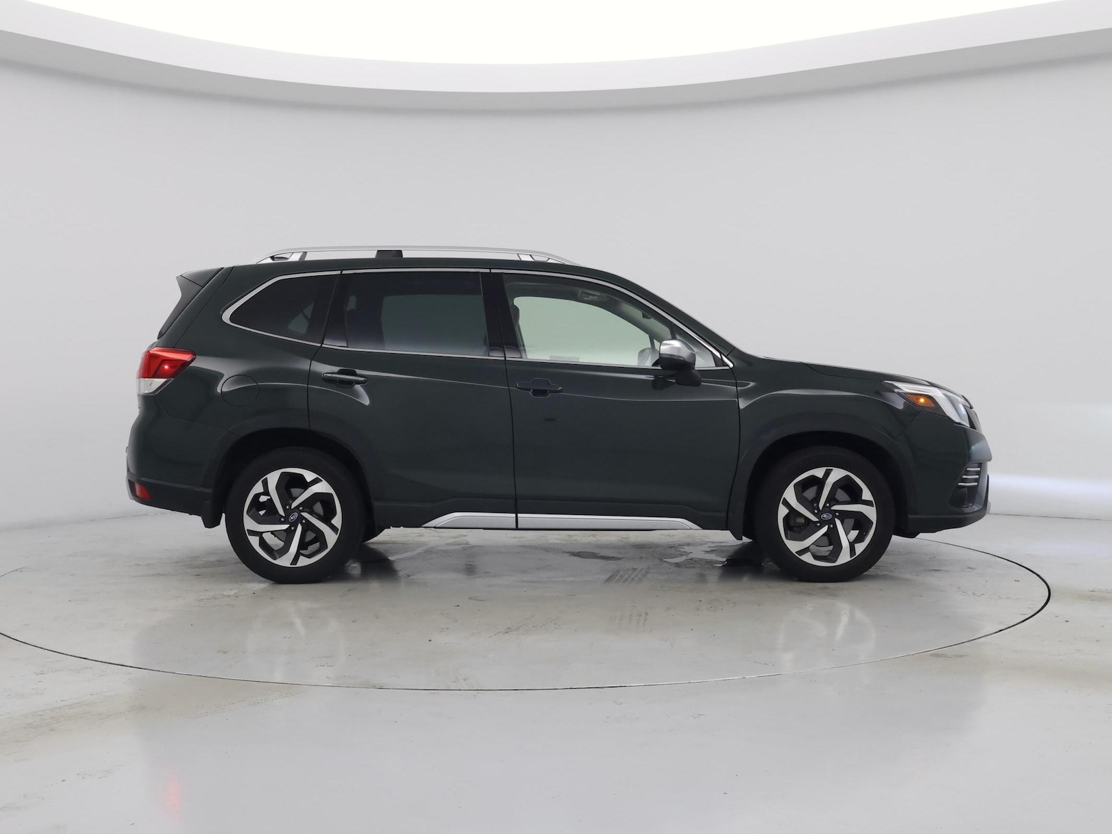 2023 Subaru Forester Touring - Photo 8