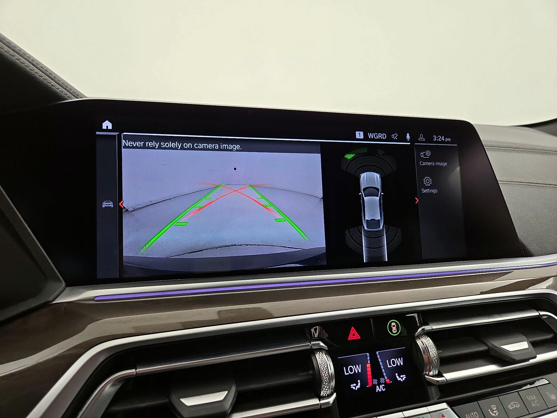 Thumbnail: 2022 BMW X6 - 15