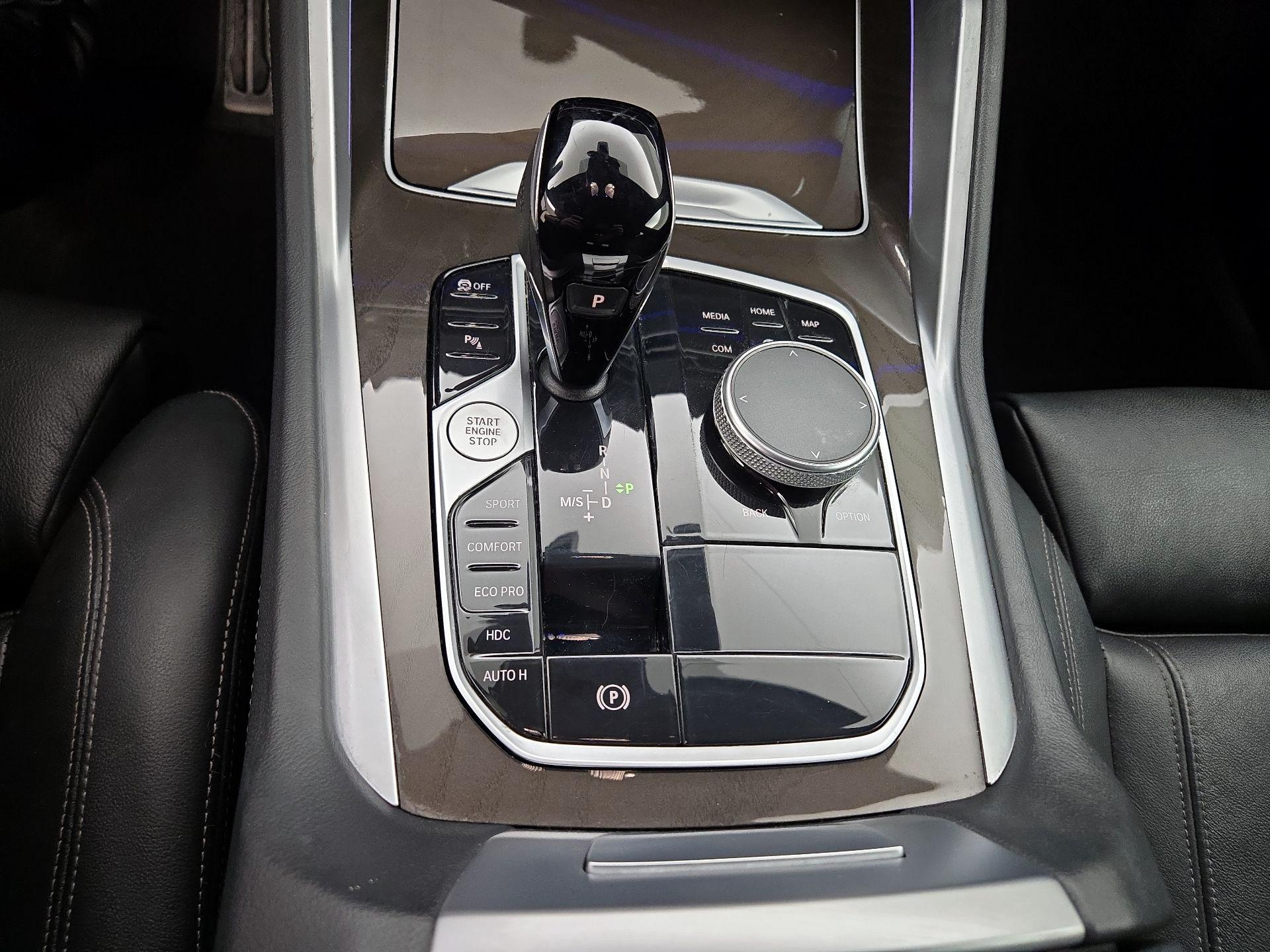 Thumbnail: 2022 BMW X6 - 18