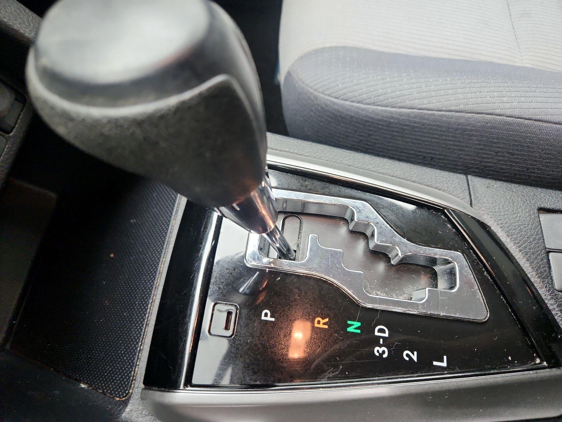 Thumbnail: 2016 Toyota Corolla - 16
